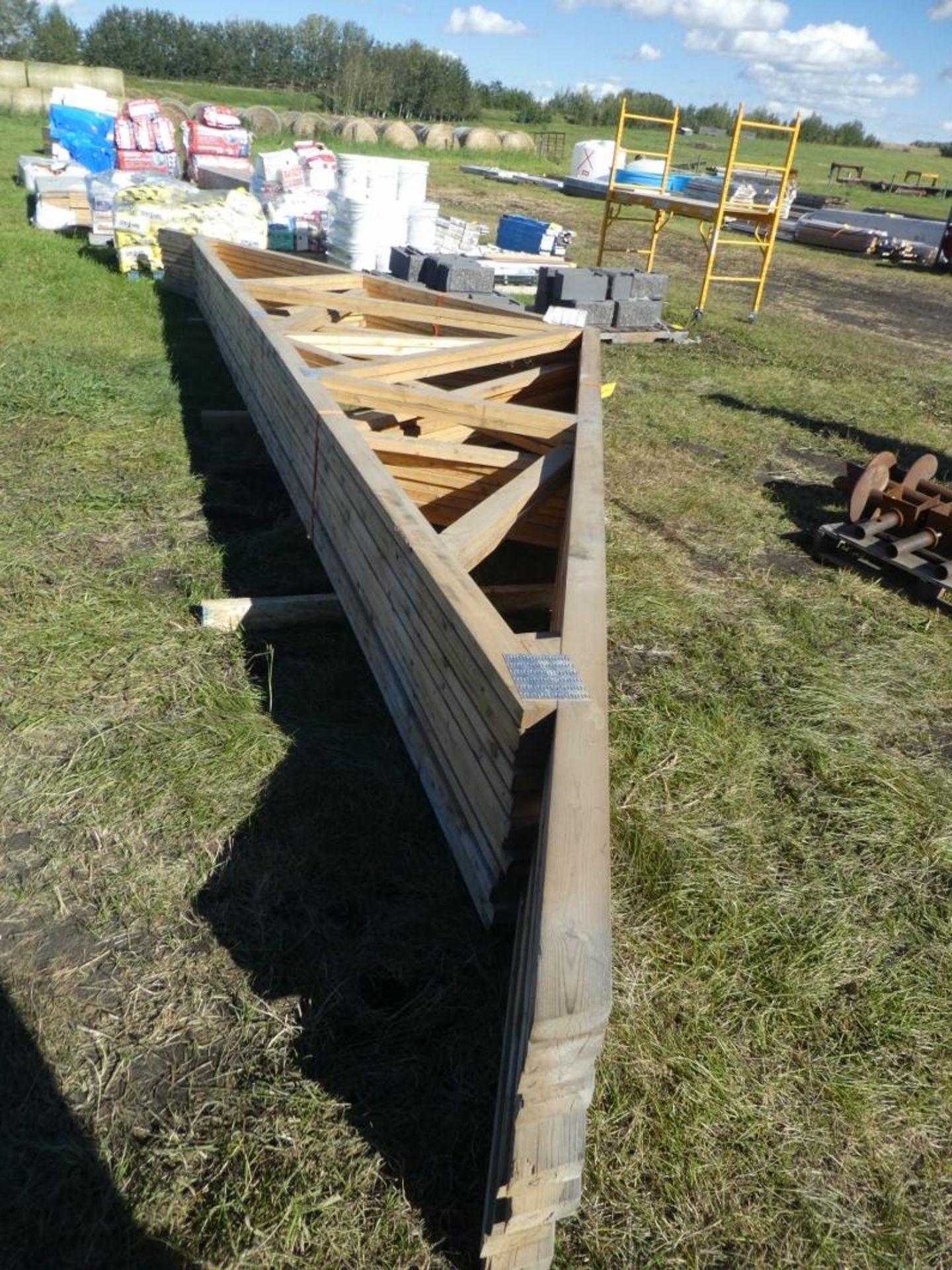 L/O ENGINEERED TRUSSES, 22FT X 72", 12 PC - Image 3 of 3