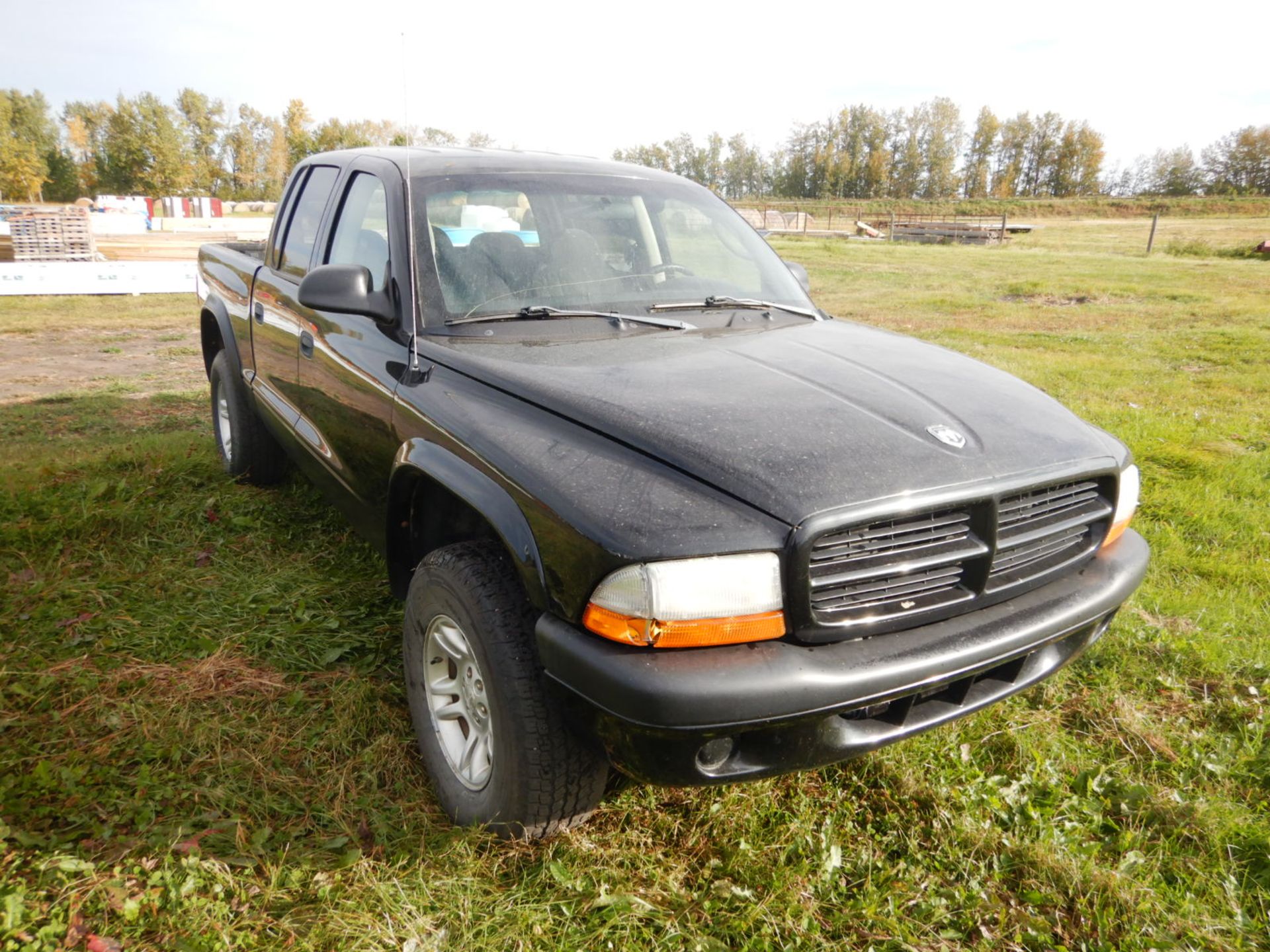 2003 DODGE DAKOTA SPORT UTILITY 4DR/QUAD CAB 4X4, S/N 1D7HG38X23S229084, 460728 KM,