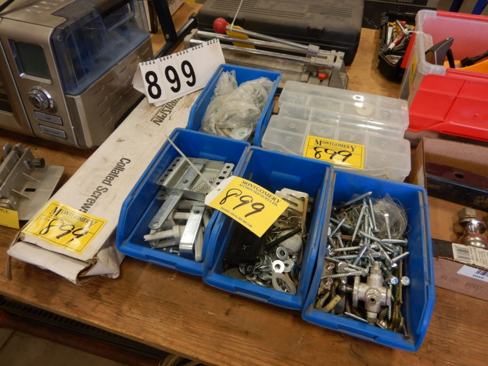 L/O ASSORTED HARDWARE & HARDWARE TRAYS, COLLATED SCREWS, LATCHES, ETC