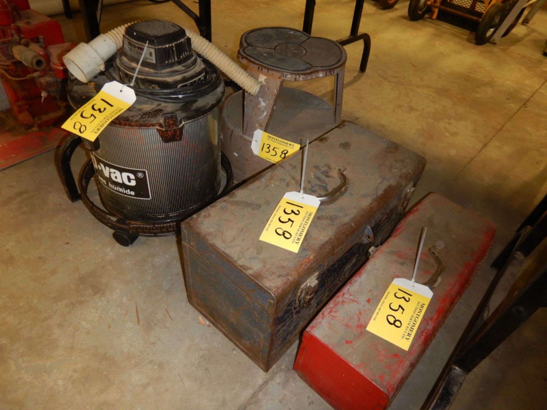 WET/DRY SHOP VAC, 2-METAL TOOL BOXES