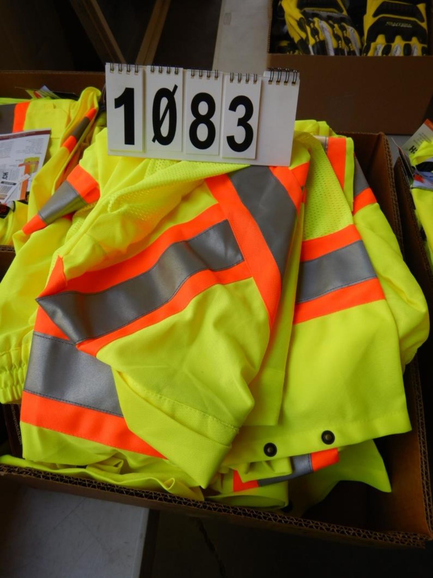 L/O 10-PIONEER HI-VIZ TRAFFIC SAFETY JACKETS