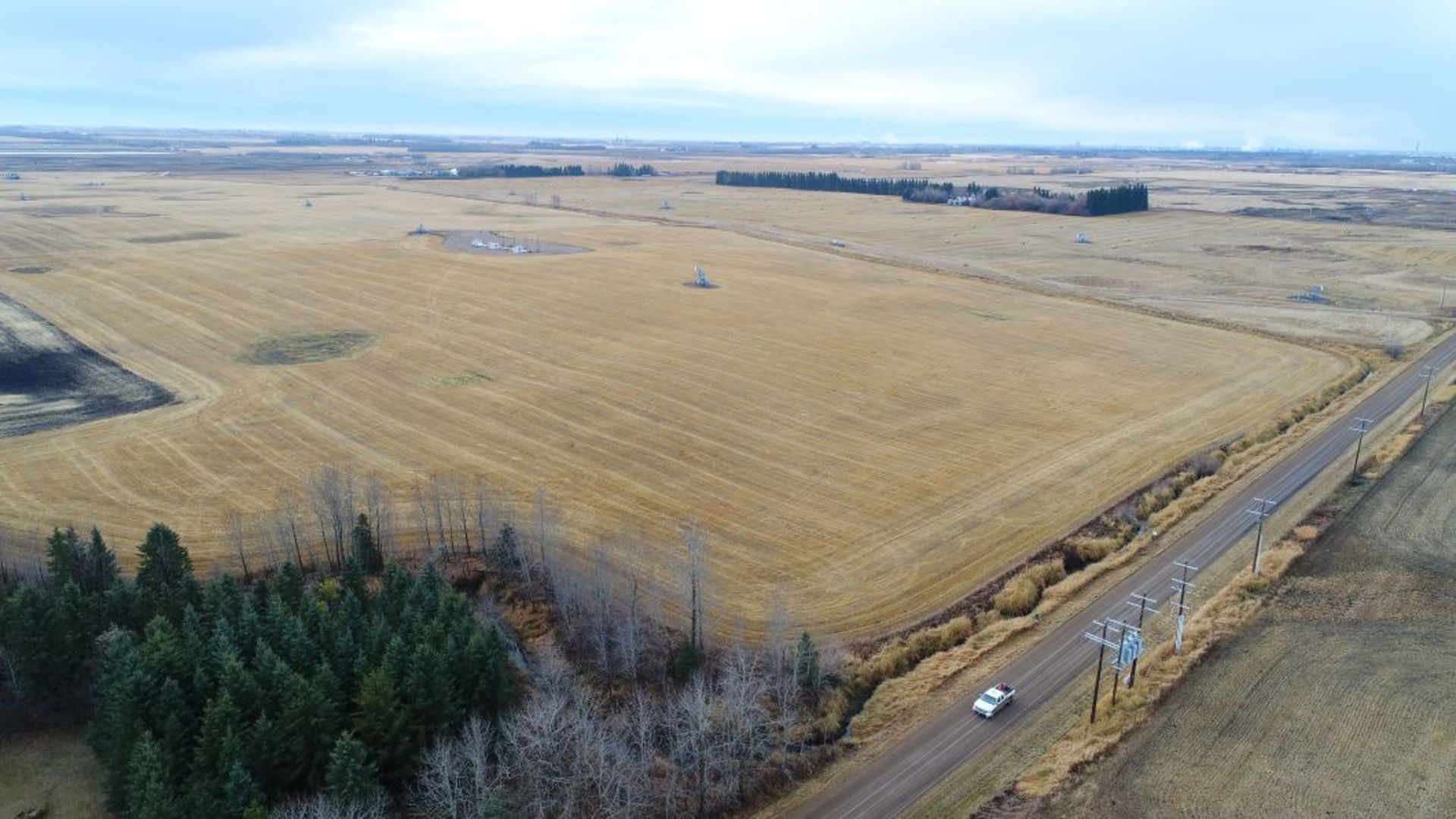 160+/- Total Acres NW 8-56-20-W4, Bruderheim, AB, consisting of Crop Land, Surface Lease & Yard Site - Image 20 of 34