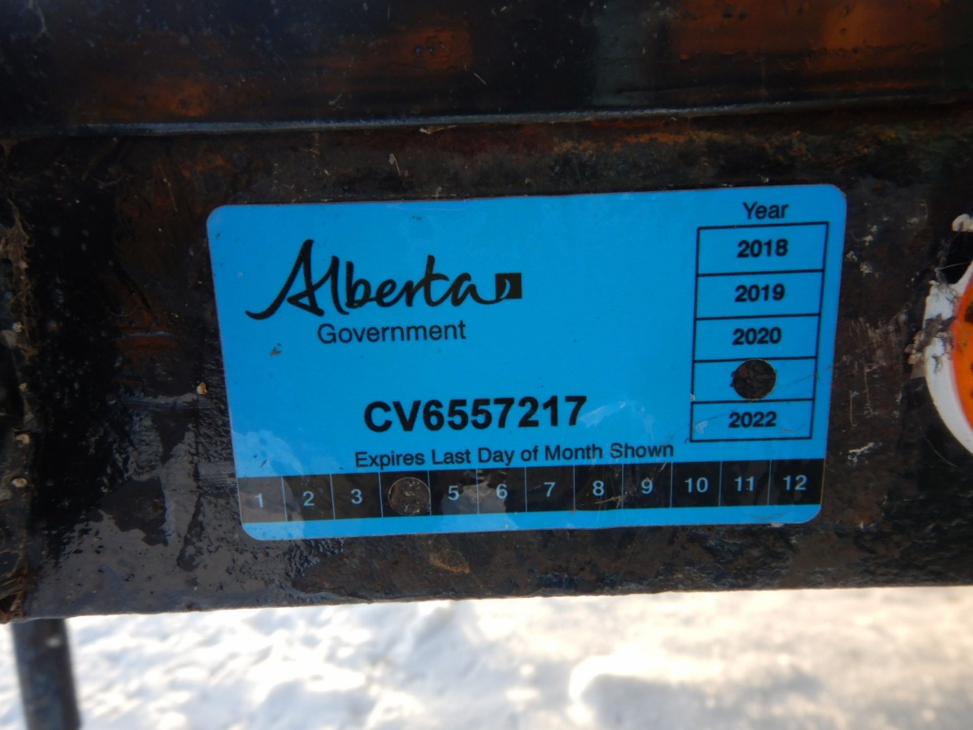 1983 HOME MADE FLAT DECK 7X16 FT T/A TRAILER, S/N T0L280205161, CURRENT CVIP*REGISTERED IN ALBERTA* - Image 5 of 5