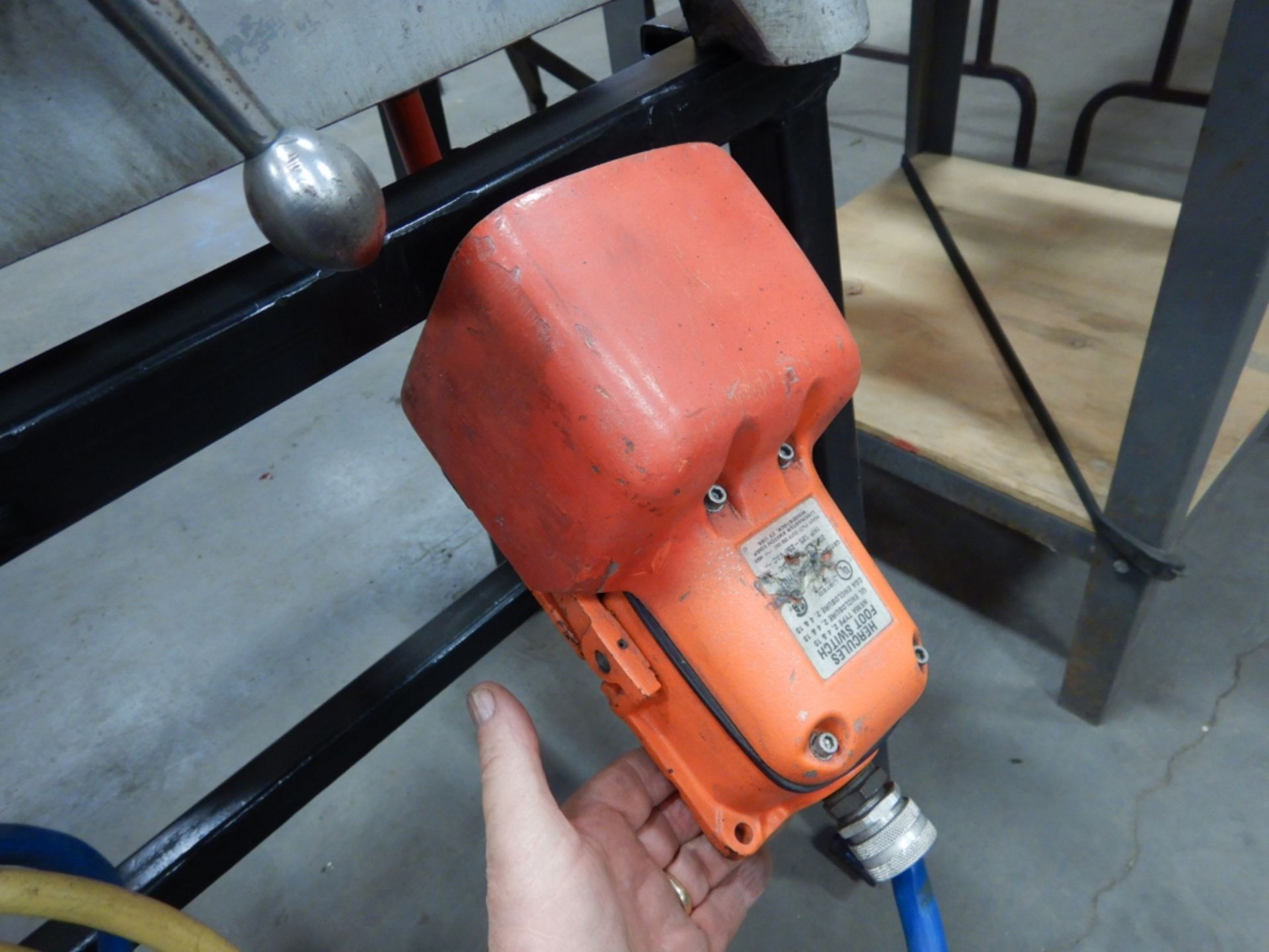 RIDGID 535 POWER THREADER W/1/2" - 2" PIPE DIES, FOOT CONTROL, ETC, S/N 351909, 115V, 1PH - Image 3 of 4