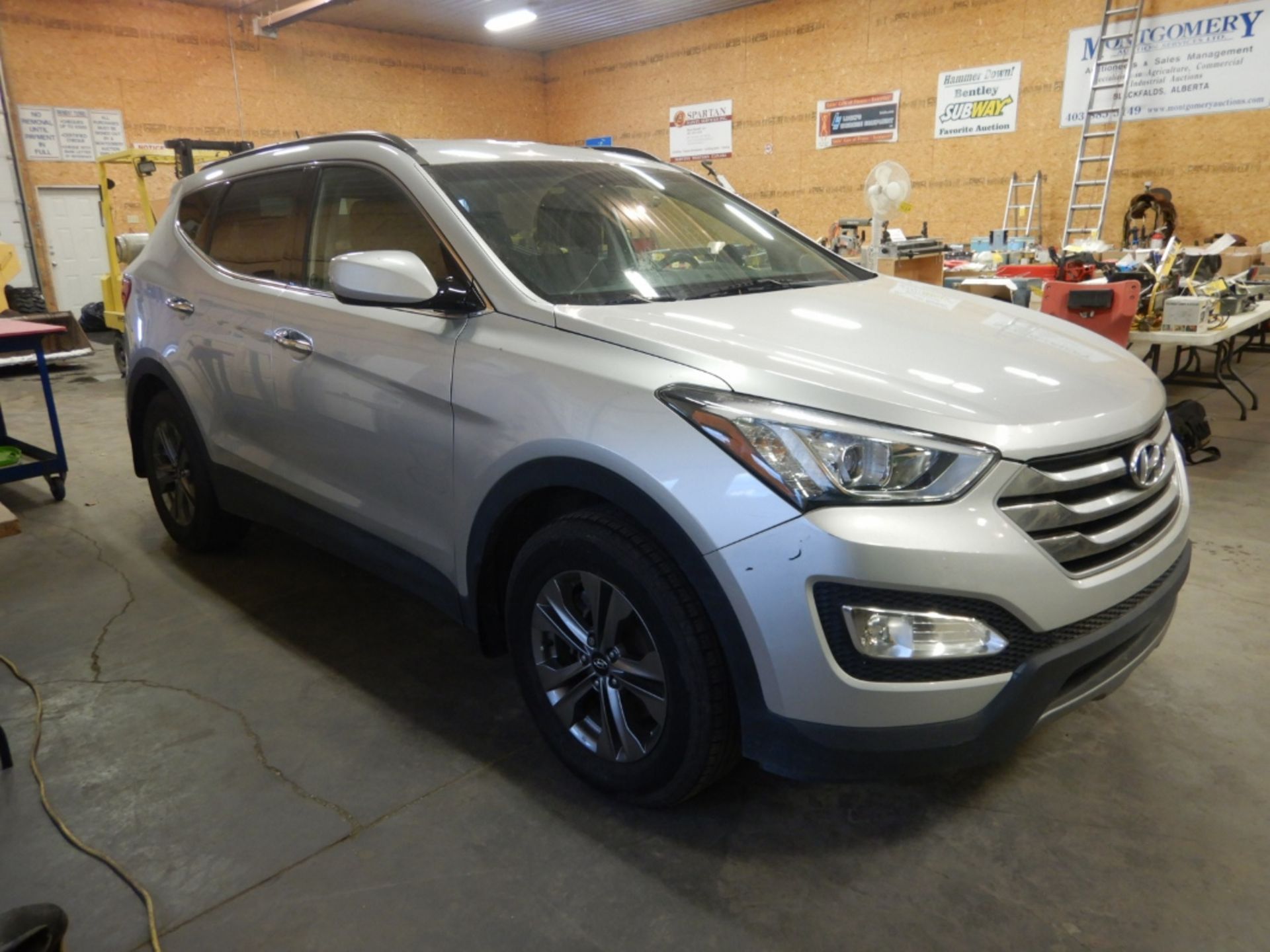 2015 HYUNDAI SANTE FE 1X35 SPORT SUV S/N 5XYZU3LBXFG269927, 43,739 KM SHOWING, ENGINE GDi 4 CYD, AT, - Image 2 of 8