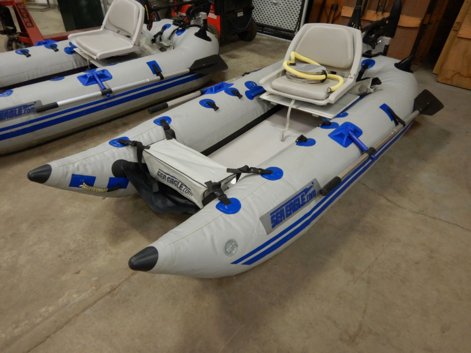 SEA-EAGLE INFLATABLE BOAT W/ SEATS, PADDLES, PUMP, MINI KODA 12V INDURA SEA 2 - 12V 5SPD - Image 2 of 8