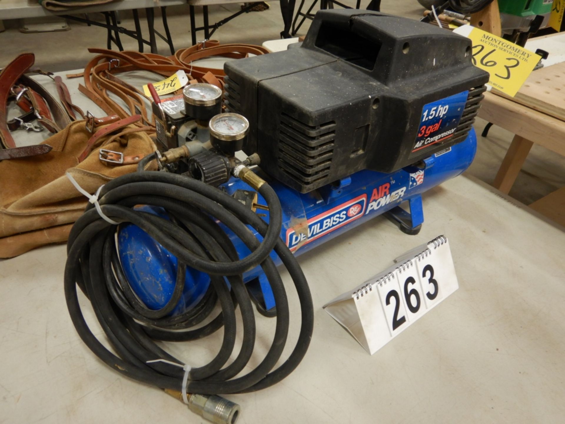 DEVILBISS AIR POWER 1.5HP 3 GAL AIR COMPRESSOR - Image 2 of 4