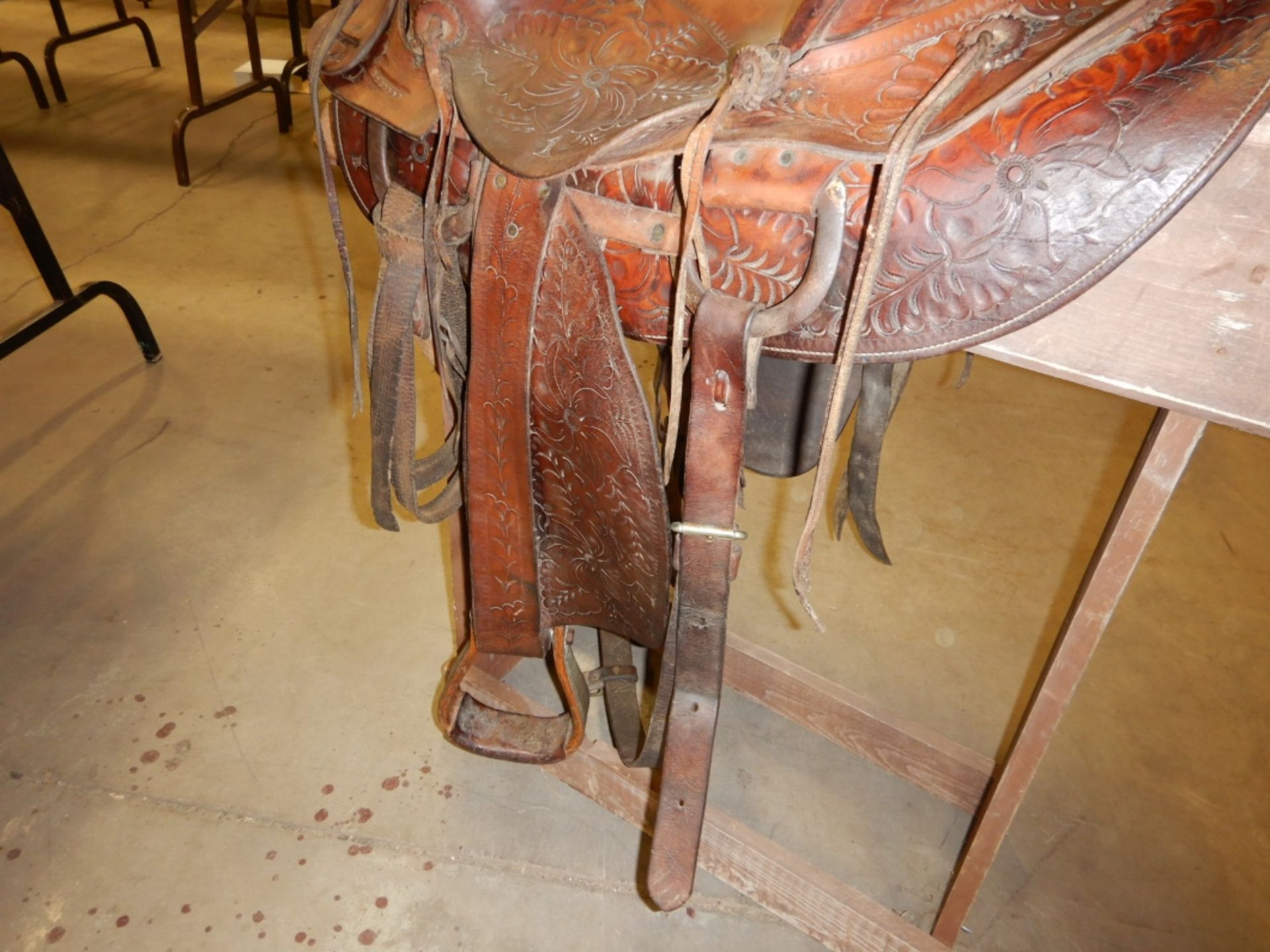 JC HIGGINS/SEARS ROBUCK WESTERN STOCK SADDLE, 14" SEAT, FULL DBL RIG, RAWHIDE TREE, #5941, CIRCA - Image 7 of 8