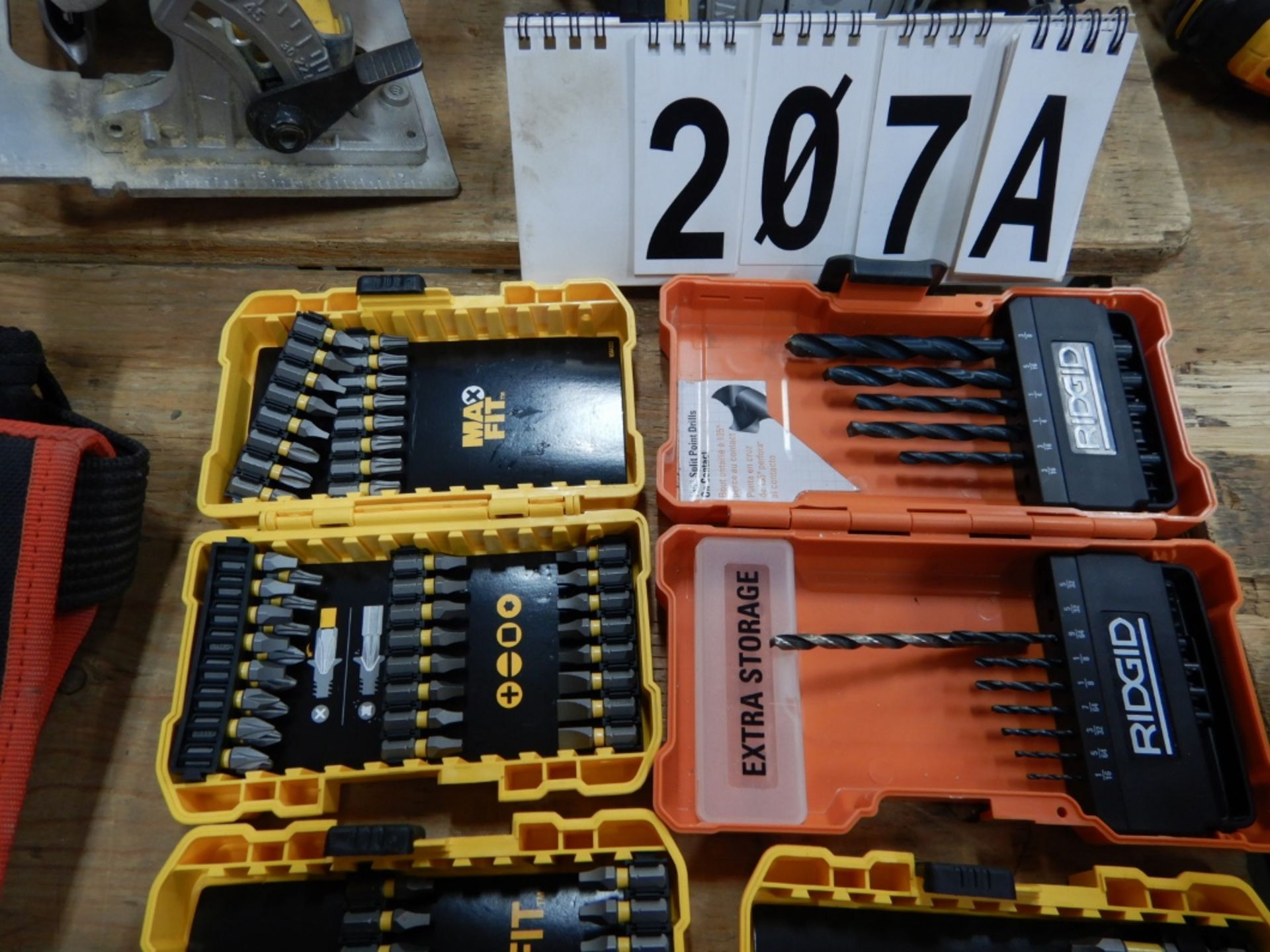 L/O ASSORTED DEWALT & RIDGID SCREW DRIVER BITS, DRILL BITS, ETC - Image 4 of 5