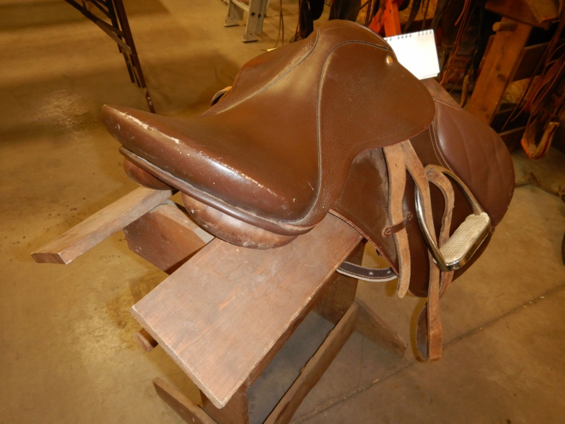 ALL -PURPOSE ENGLISH PLEASURE SADDLE - Image 3 of 4