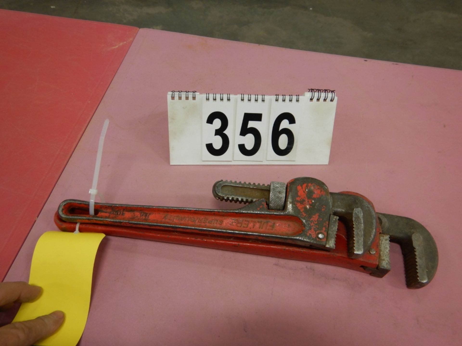 2-14" & 18" STEEL PIPE WRENCH