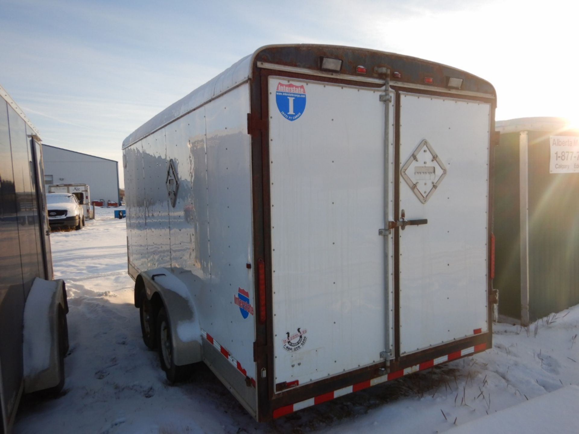 2009 INTERSTATE 16FT T/A ENCLOSED TRAILER W/MAN DOOR, REAR BARN DOORS, MODEL 1716TA2, S/N - Image 5 of 7