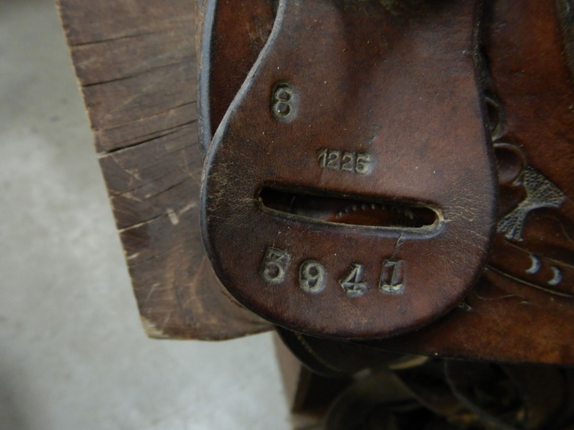 JC HIGGINS/SEARS ROBUCK WESTERN STOCK SADDLE, 14" SEAT, FULL DBL RIG, RAWHIDE TREE, #5941, CIRCA - Image 6 of 8