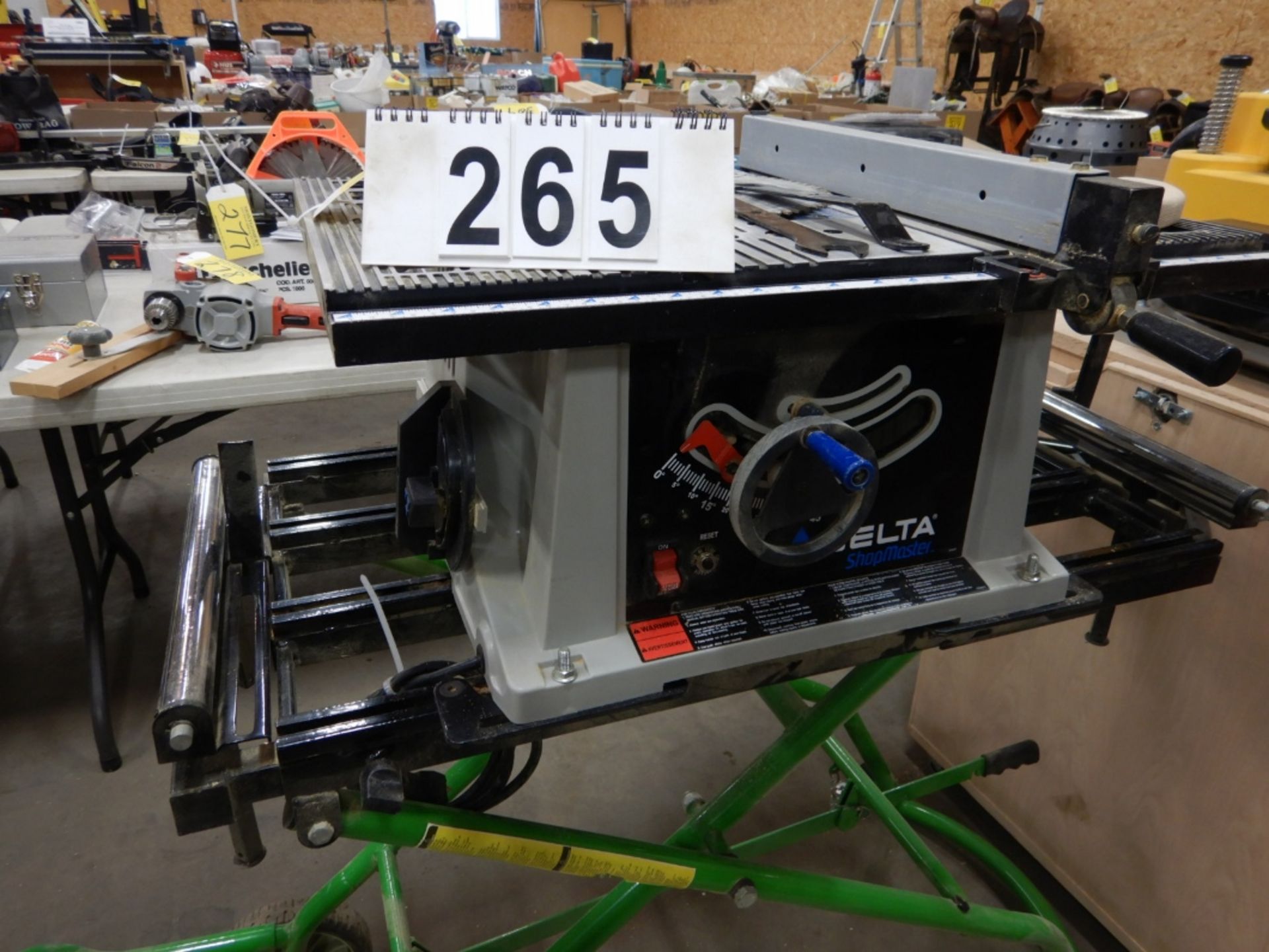DELTA SHOP MASTER 10" TABLE SAW W/PORTABLE SAW STAND W/ INFEED-OUTFEED ROLLERS - Image 2 of 5