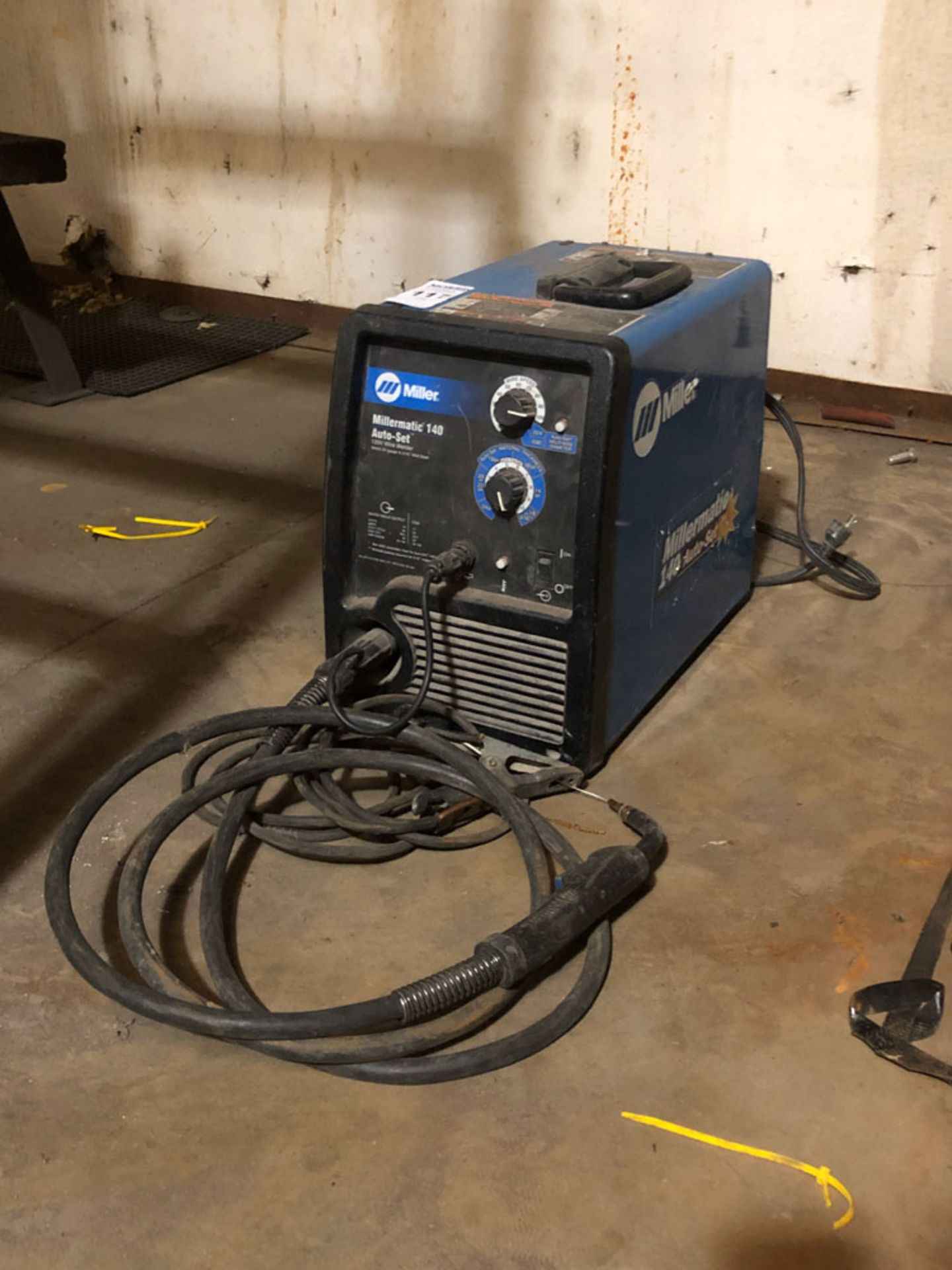 Welder, Miller Millermatic 140 Auto Set