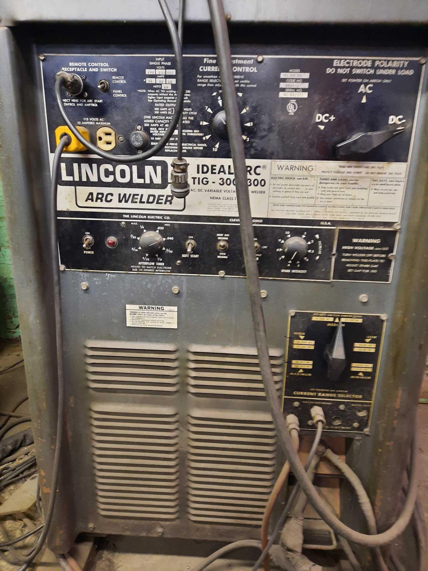 Lincoln Arc Welder W/ WC-8C Coolant Circulator - Bild 2 aus 7