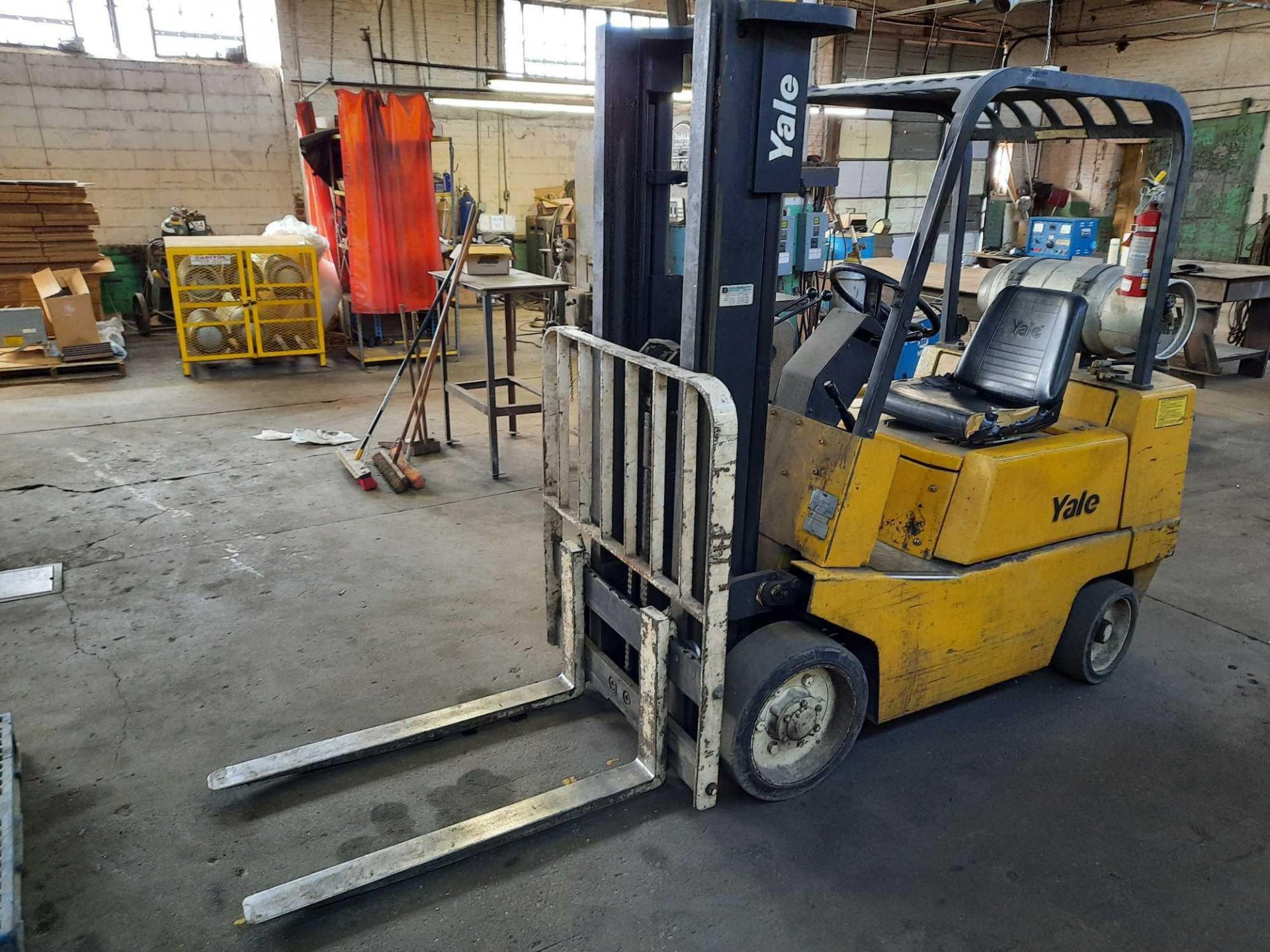 Yale LP ForkLift