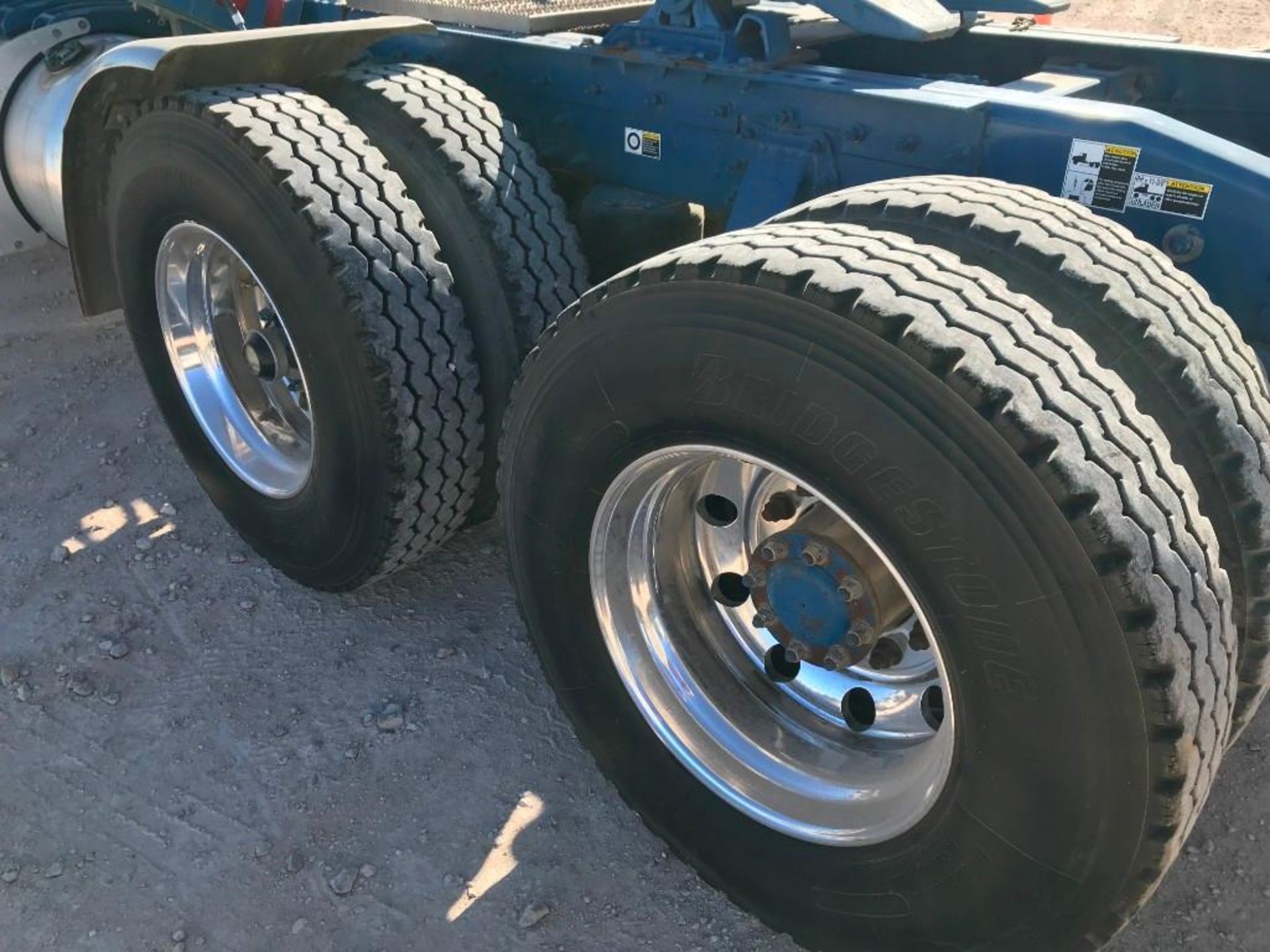 2013 Peterbilt 367 T/A Sleeper Compressor Truck Road Tractor (Unit #TRH-1949) - Image 20 of 31