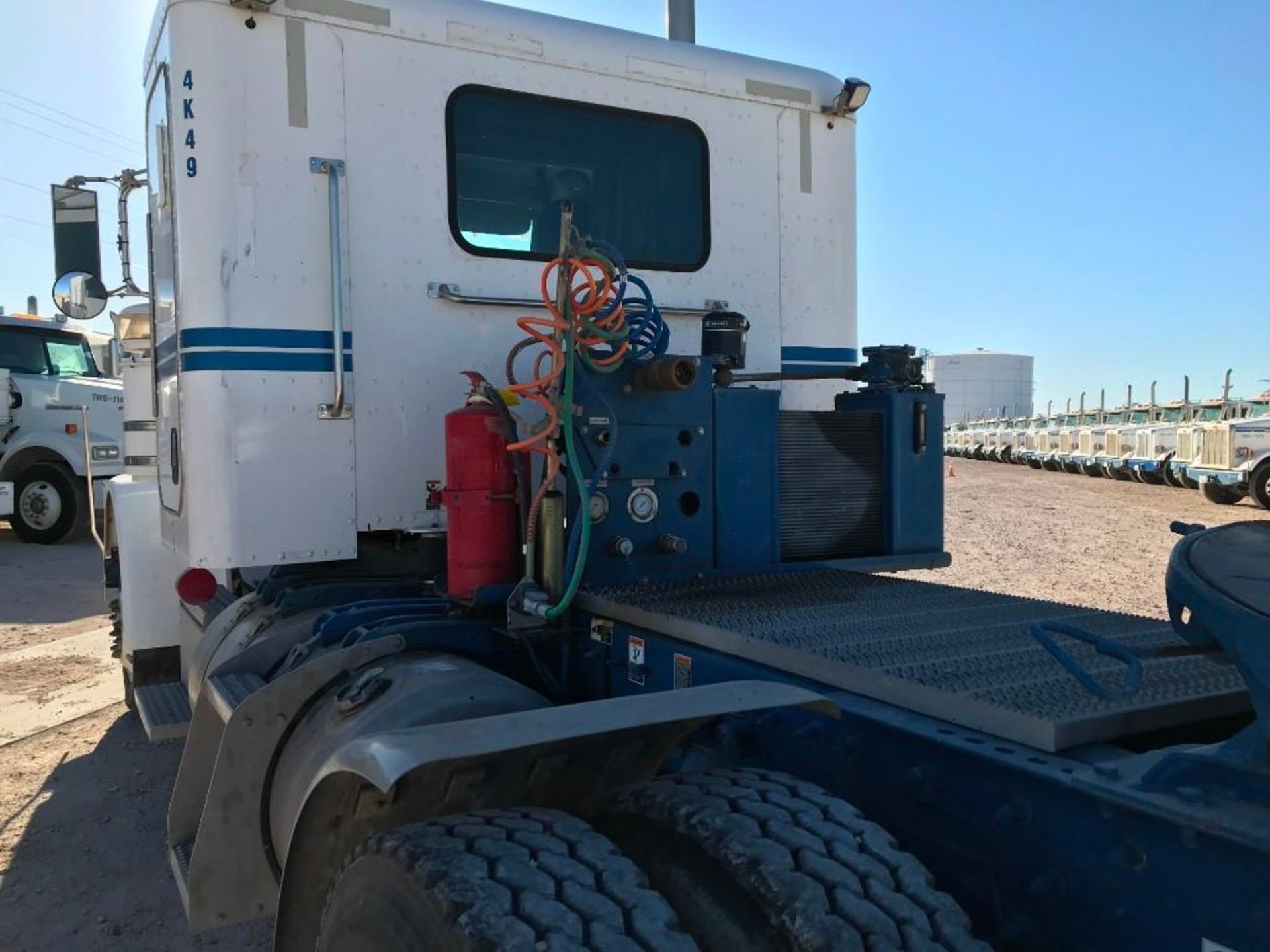 2013 Peterbilt 367 T/A Sleeper Hydraulic Truck Road Tractor (Unit #TRH-1084) - Image 26 of 30