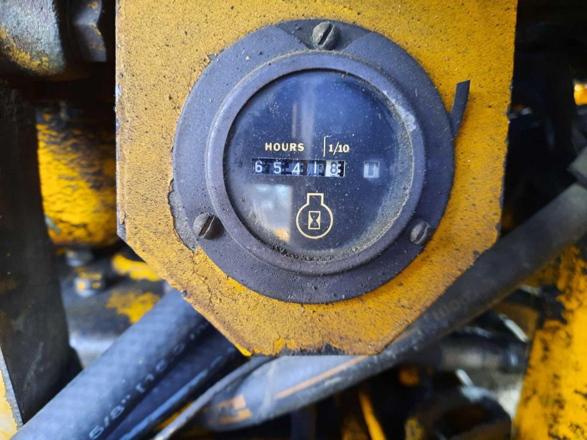 1984 JOHN DEERE 570A MOTOR GRADER - Image 5 of 18