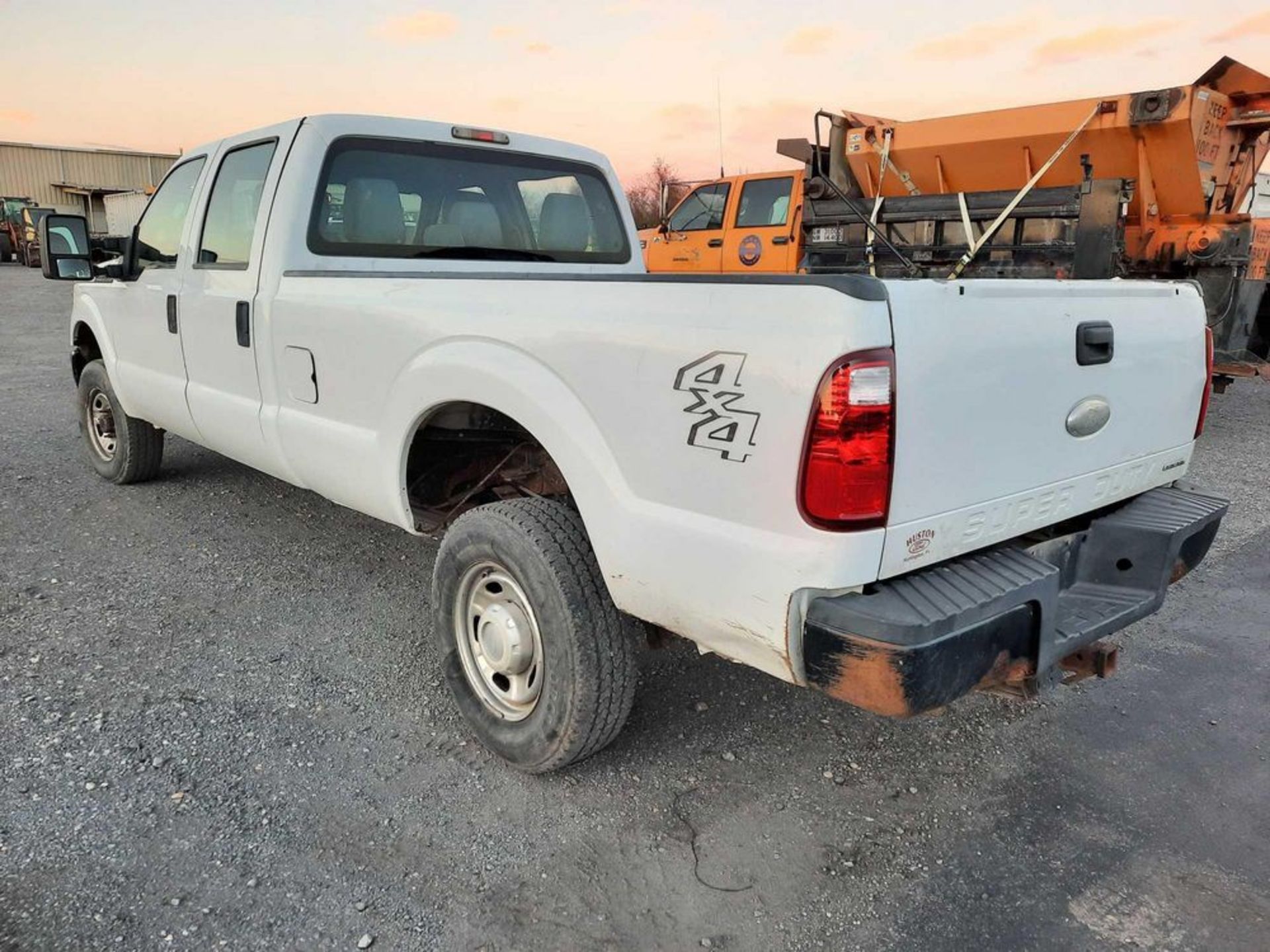 2012 FORD F350 SUPER CAB PICK UP TRUCK - Image 2 of 26