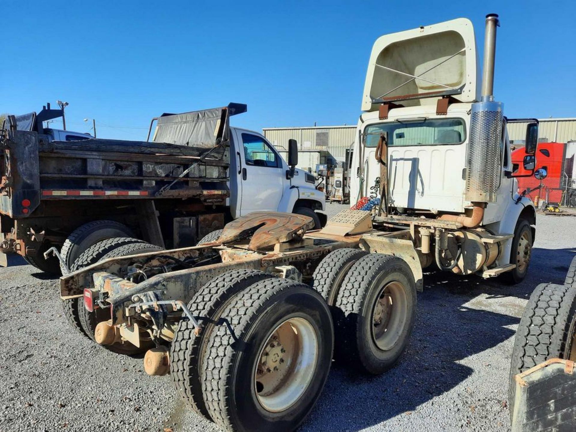 2004 FREIGHTLINER...T/A...DAY CAB ROAD TRACTOR (HC UNIT: HC-2102-020) - Bild 3 aus 23