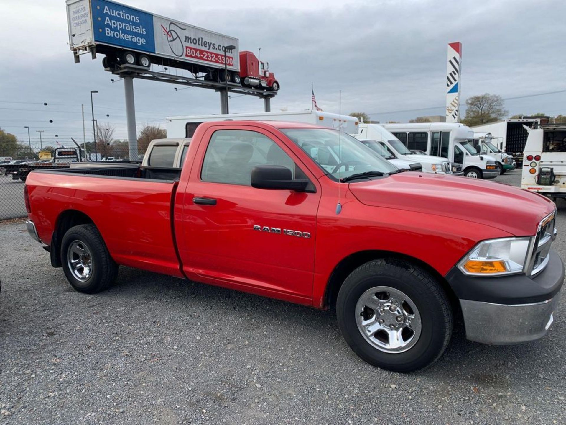 2011 DODGE RAM 1500 PICKUP TRUCK - Image 3 of 15