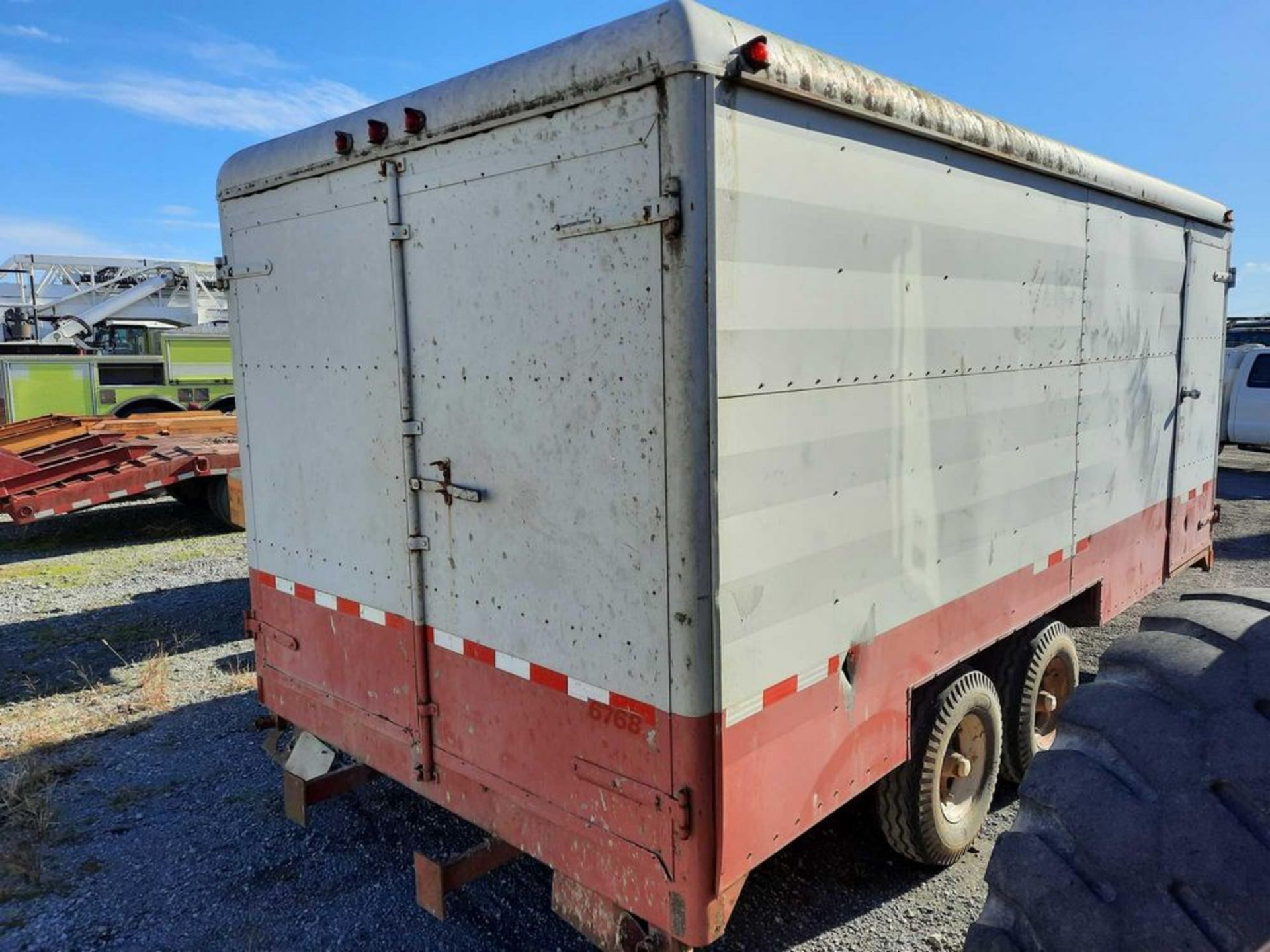 1986 HAZELWOOD TRAILER - Image 2 of 12