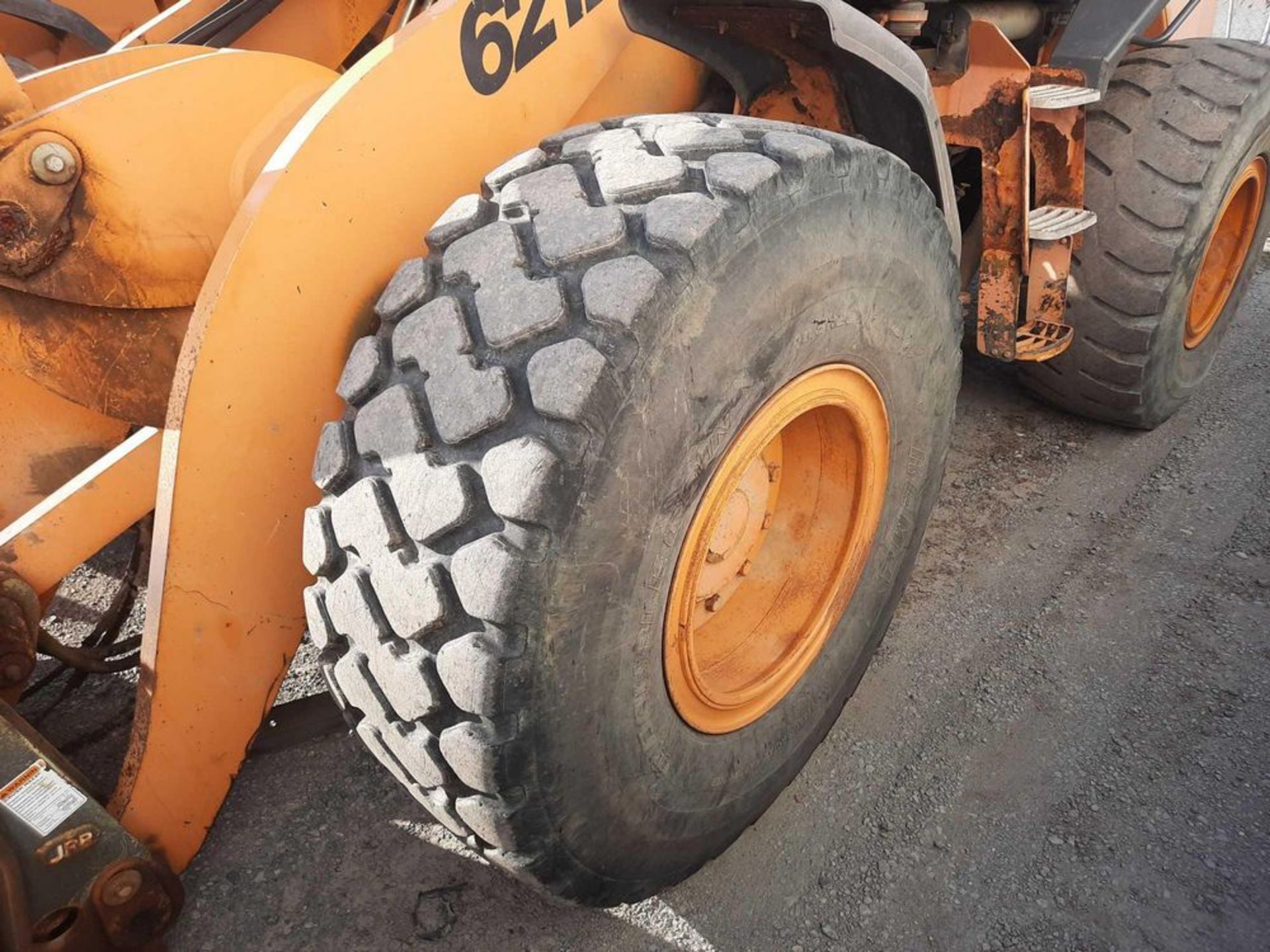 2006 CASE 621D WHEEL LOADER (INOP) (VDOT UNIT: R08750) - Image 13 of 17