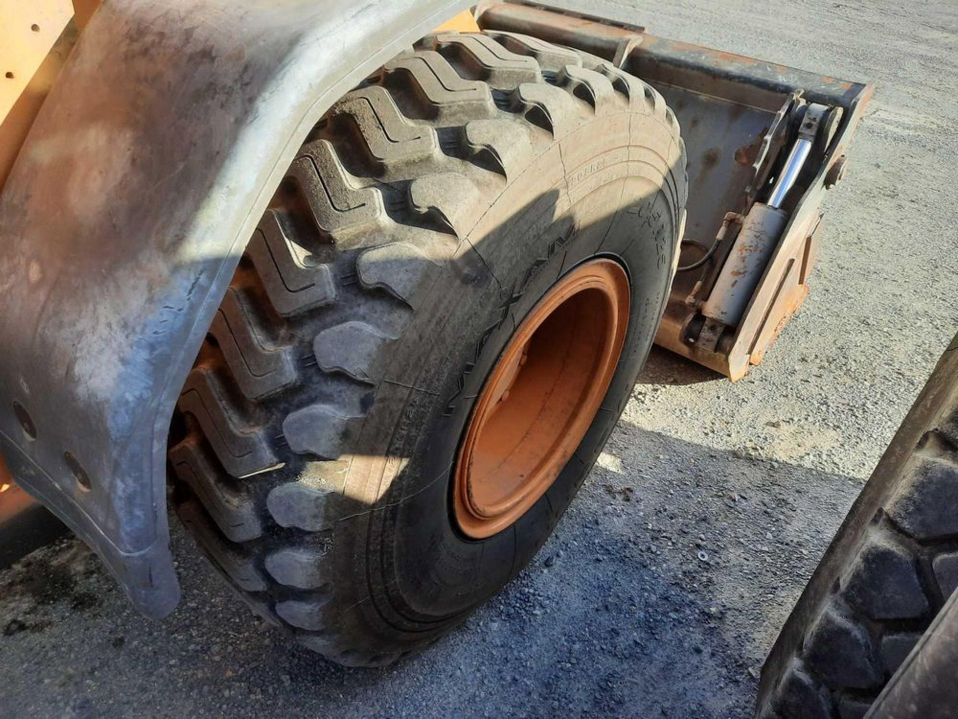 2006 CASE 621D WHEEL LOADER (INOP) (VDOT UNIT: R08750) - Image 16 of 17