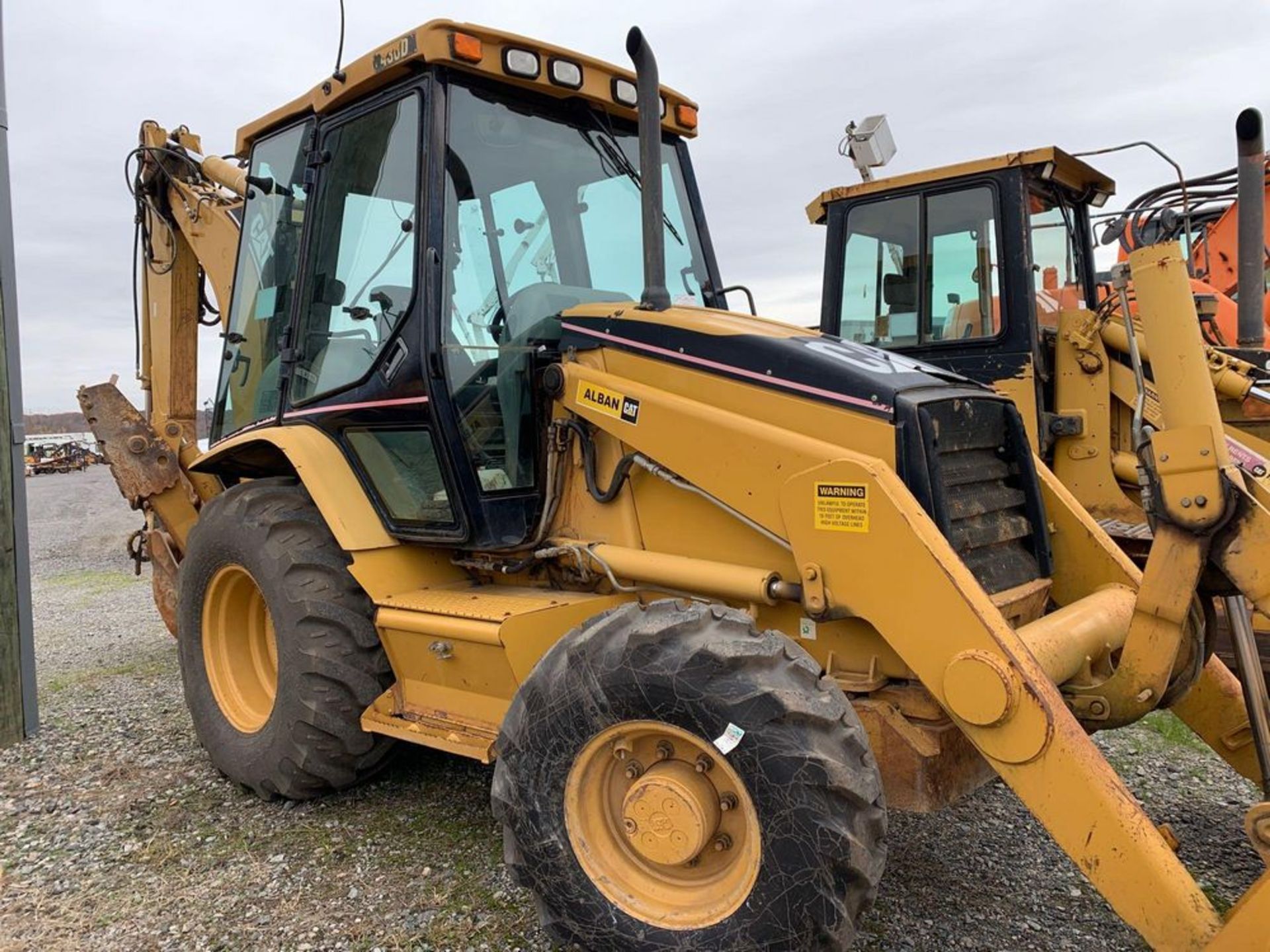 2006 CATERPILLAR BACKHOE - Image 2 of 14