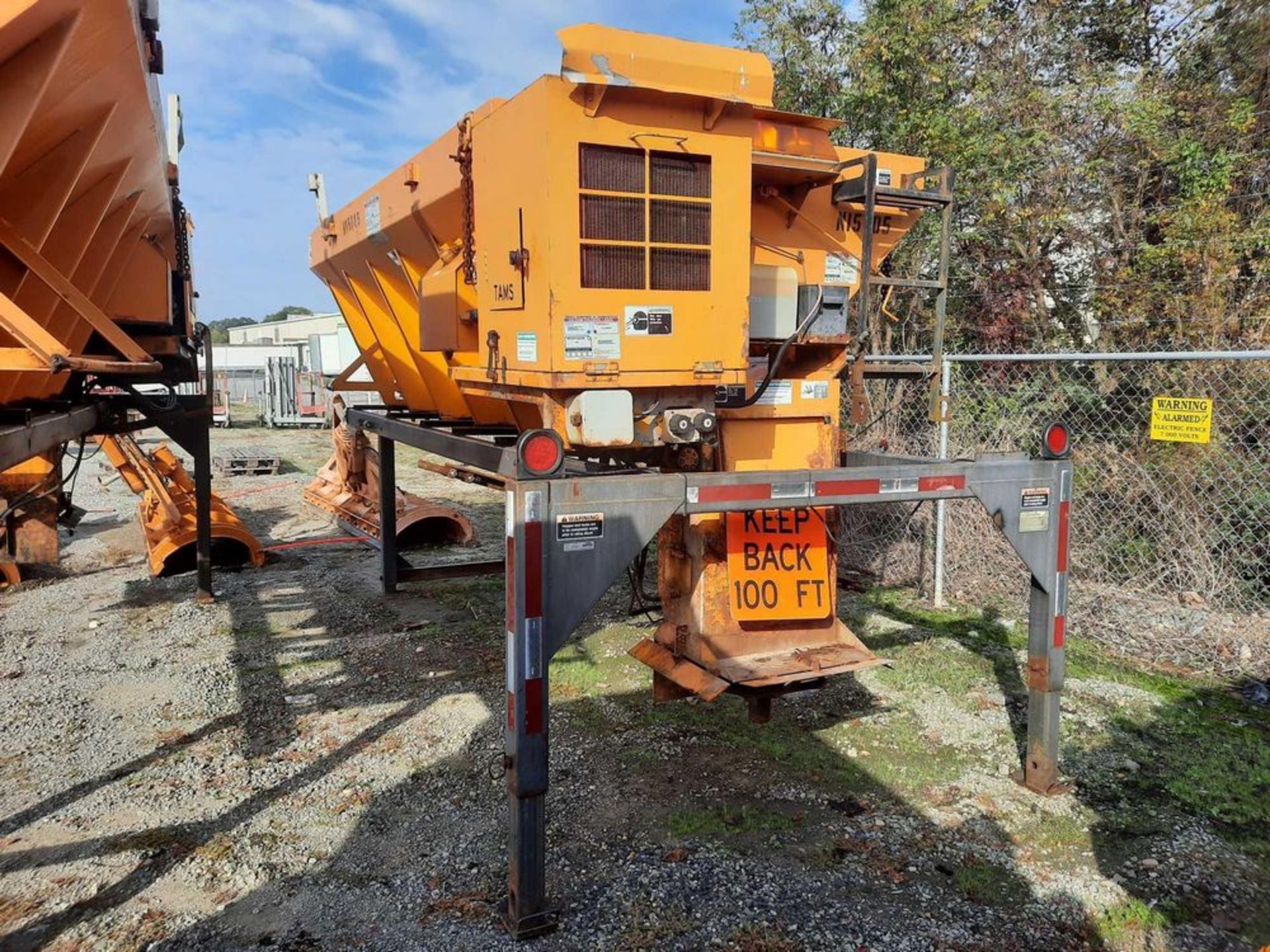 2000 HENDERSON FSH14VA00ENG SPREADER W/STAND (VDOT UNIT: N15705)