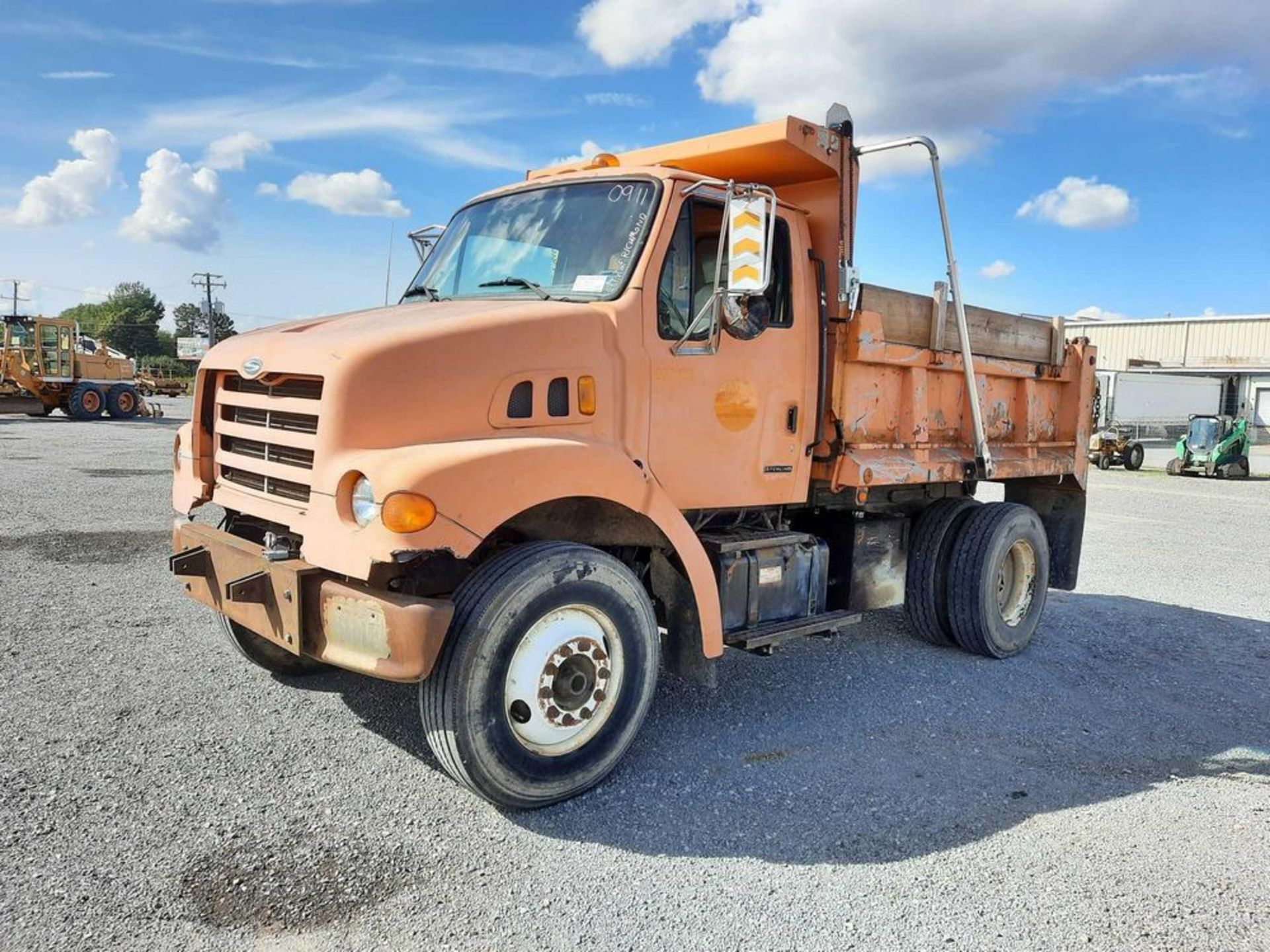 2000 STERLING S/A 10' DUMP TRUCK