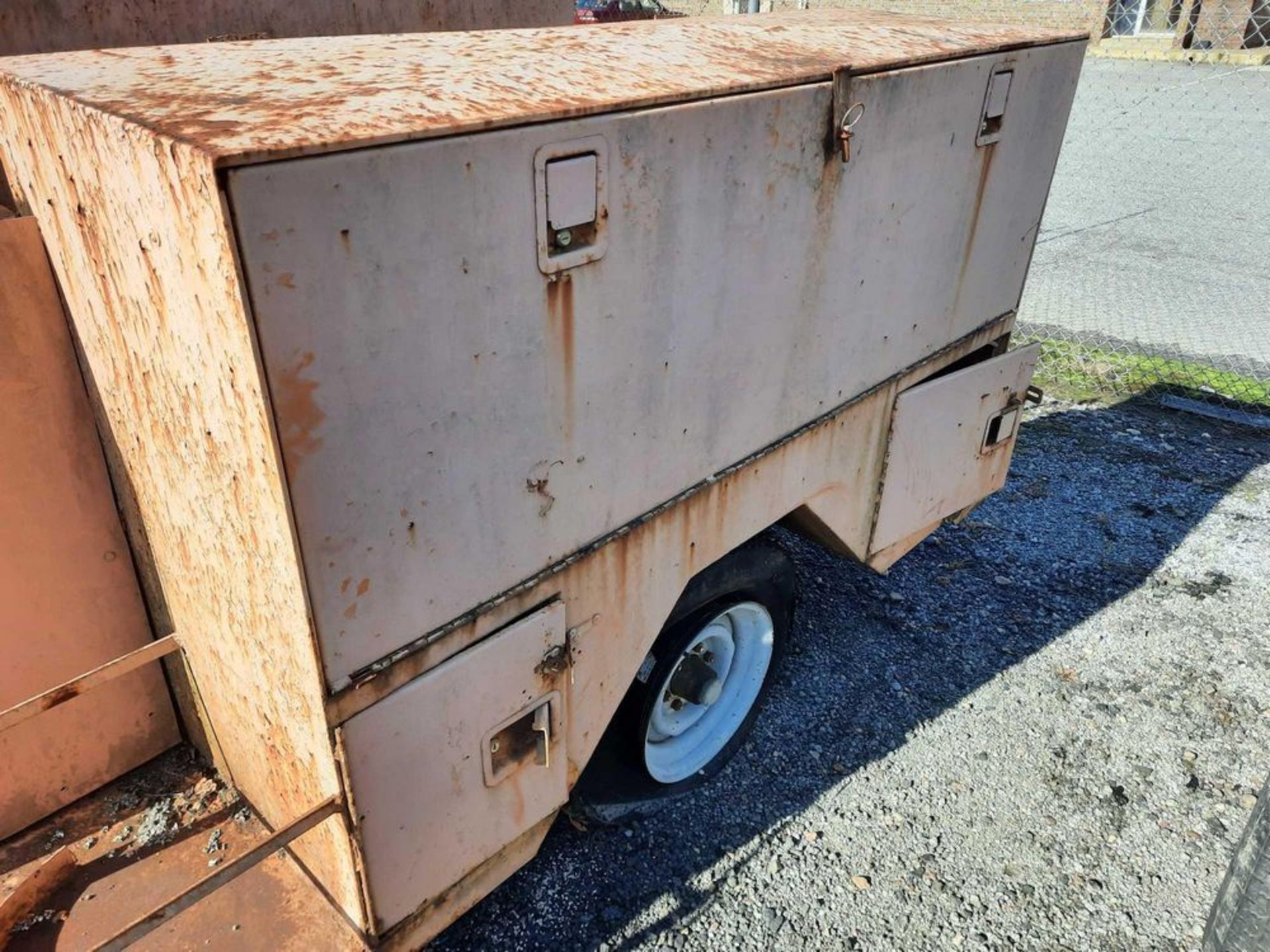 1986 CHIEF INMATE TRAILER (VDOT UNIT: N68512) - Image 17 of 26