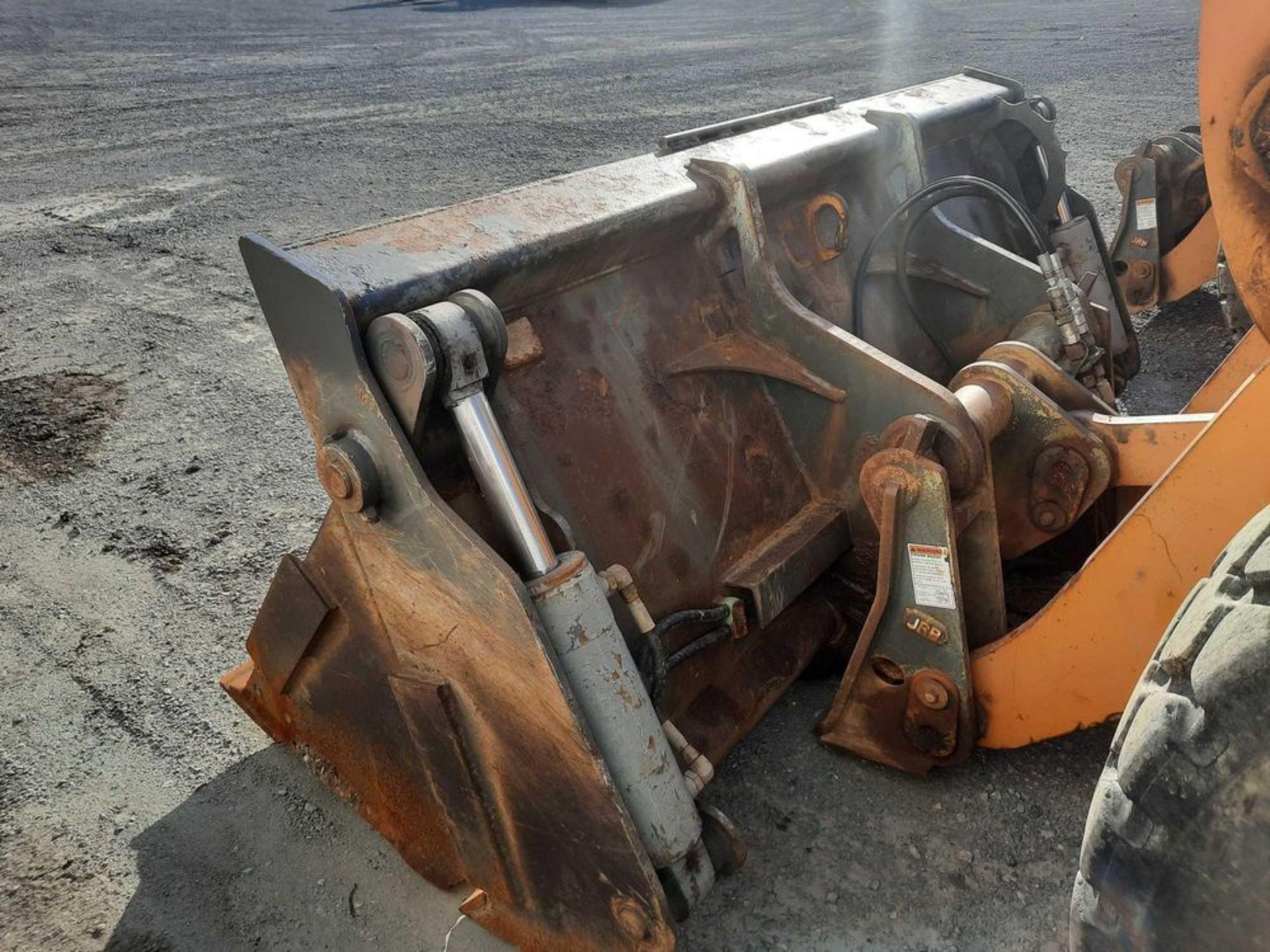 2006 CASE 621D WHEEL LOADER (INOP) (VDOT UNIT: R08750) - Image 11 of 17