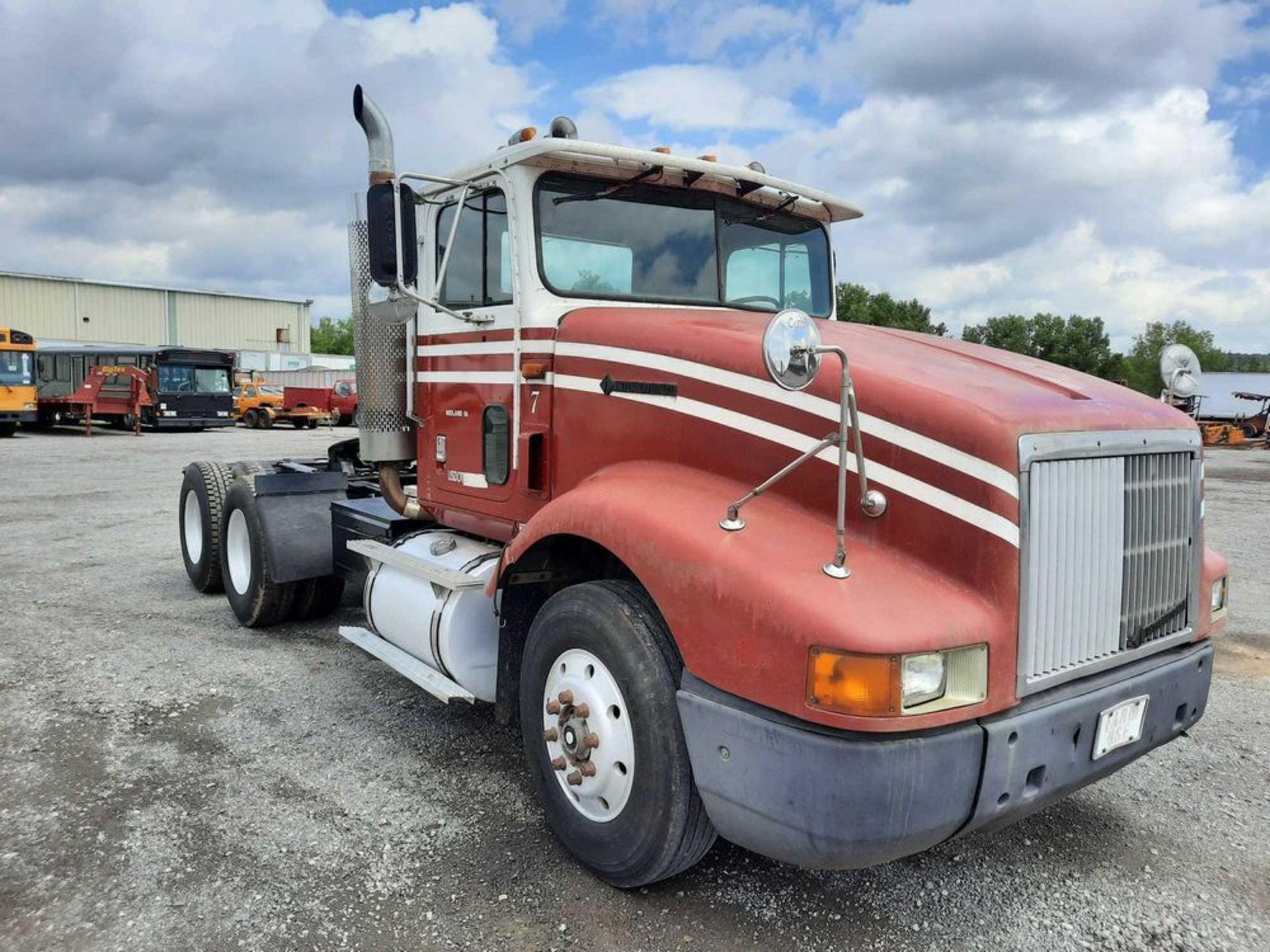 1993 INTERNATIONAL T/A ROAD TRACTOR - Image 4 of 18