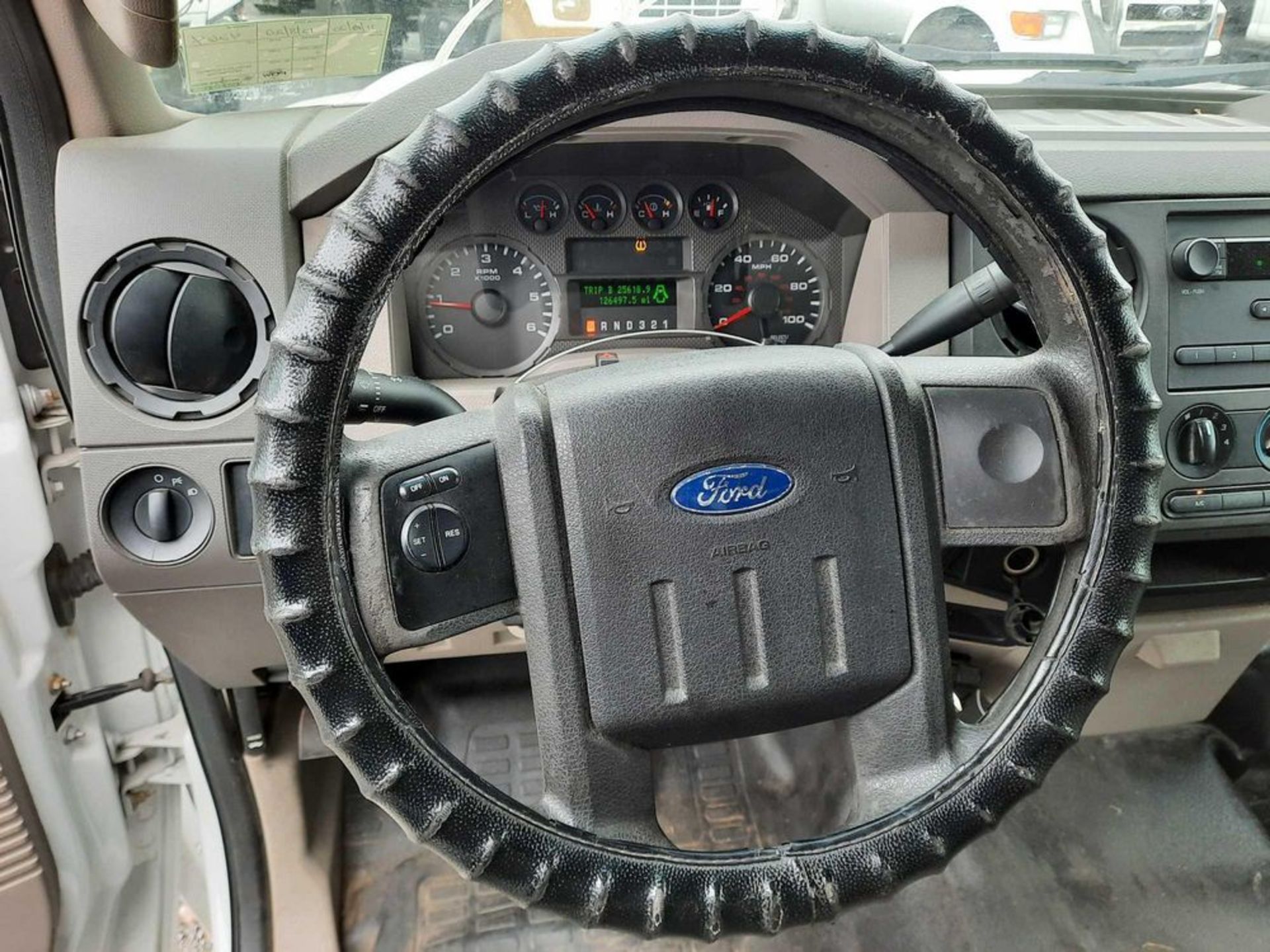 2009 FORD F350 XL SUPER DUTY K9 TRUCK(HC UNIT: HC-2102-031) - Image 7 of 21