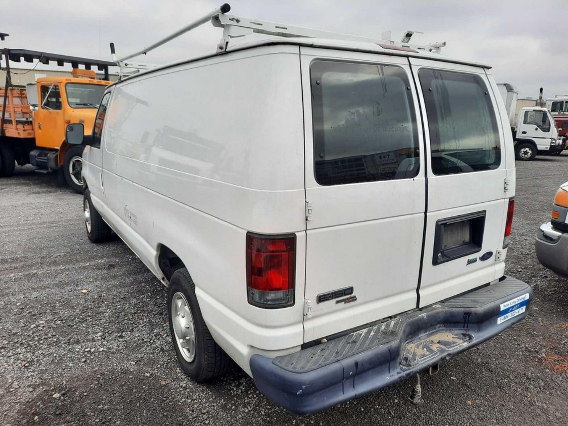 2012 FORD E150 CARGO VAN - Image 4 of 14