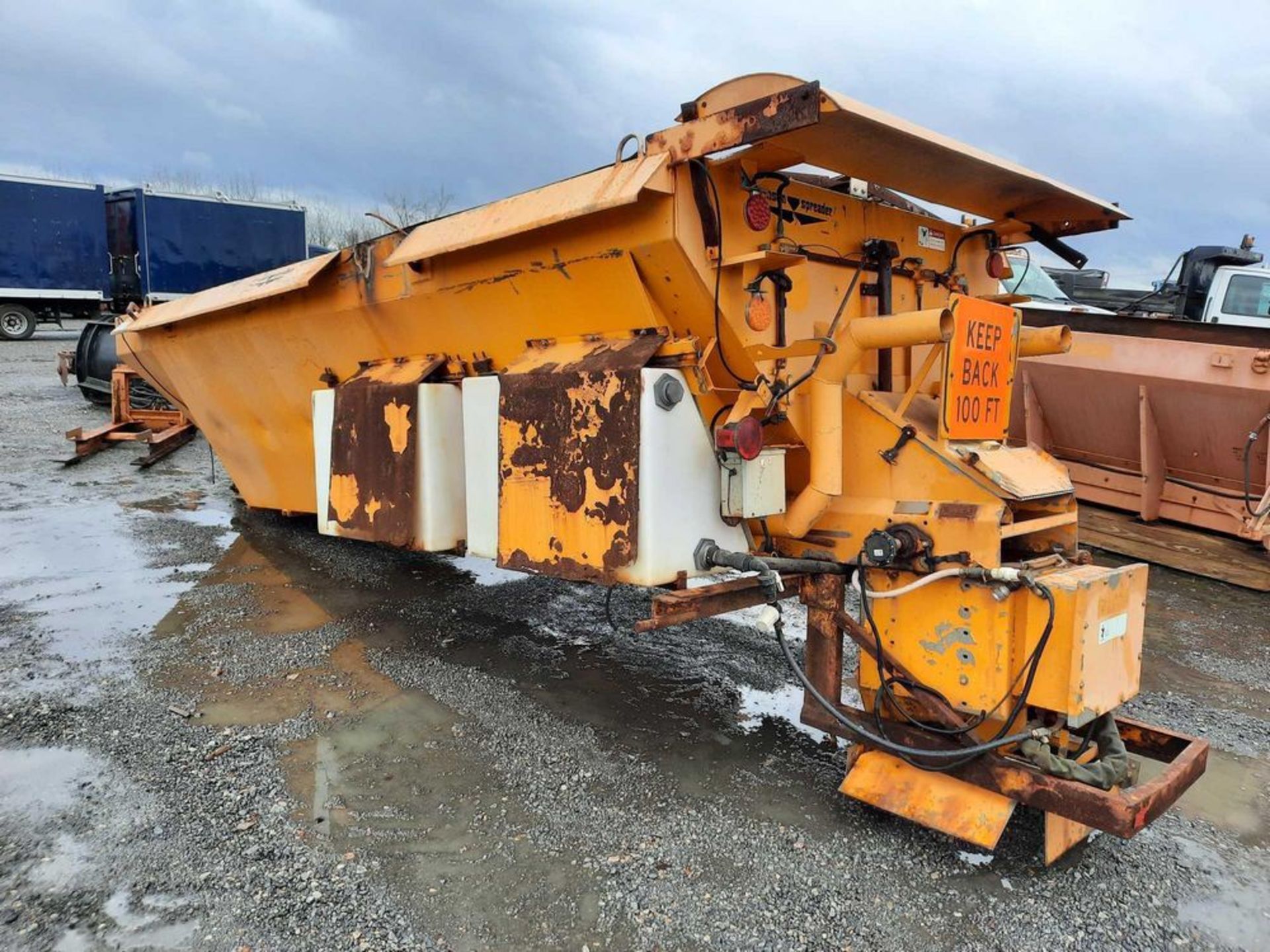 16' SWENSON SALT SPREADER