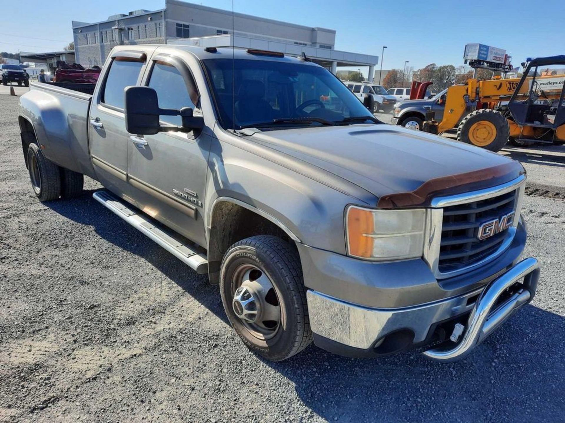 2008 GMC SIERRA 3500HD 4x4 CREW CAB DUALLY TRUCK - Image 4 of 19