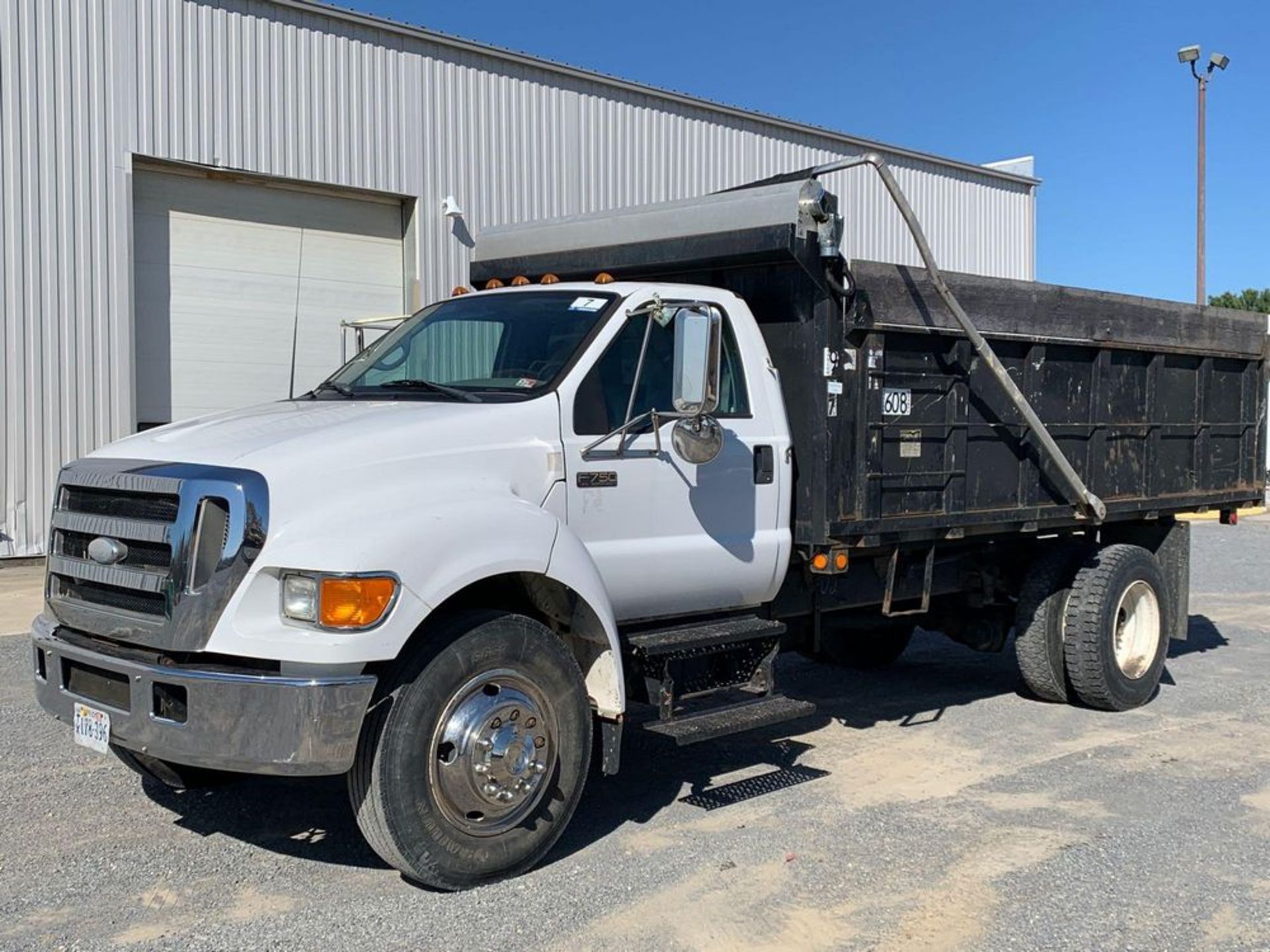 2007 FORD F750 S/A DUMP TRUCK