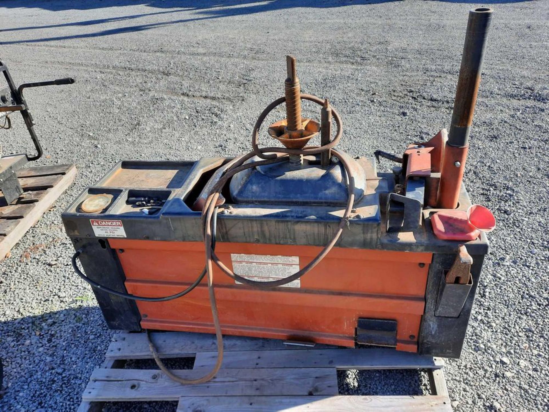 TIRE MACHINE CARTS (VDOT UNIT: MISC:001) - Image 3 of 6