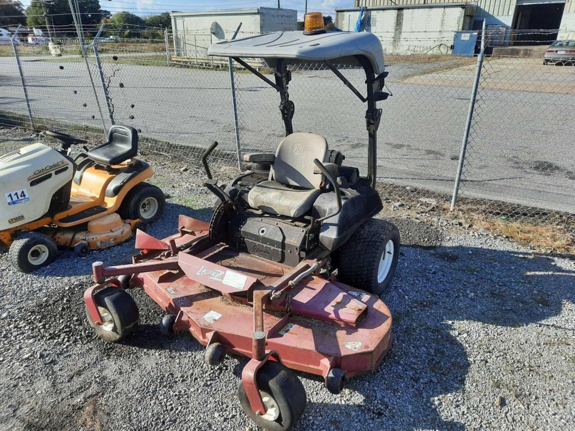 2005 EXMARK LZ27KC724 FRONT MOUNT RIDING MOWER (INOP) (VDOT UNIT: N24032)