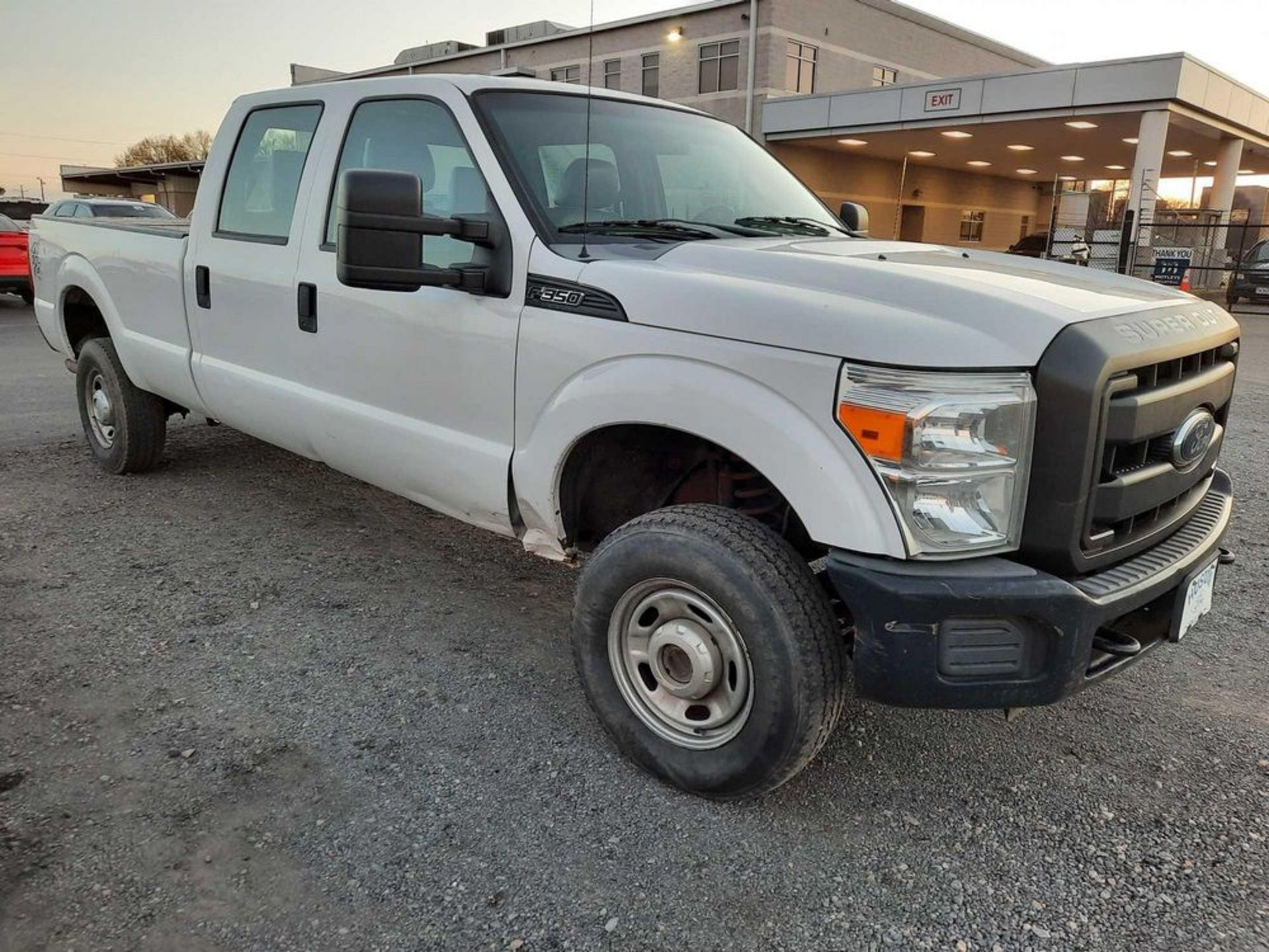 2012 FORD F350 SUPER CAB PICK UP TRUCK - Image 4 of 26