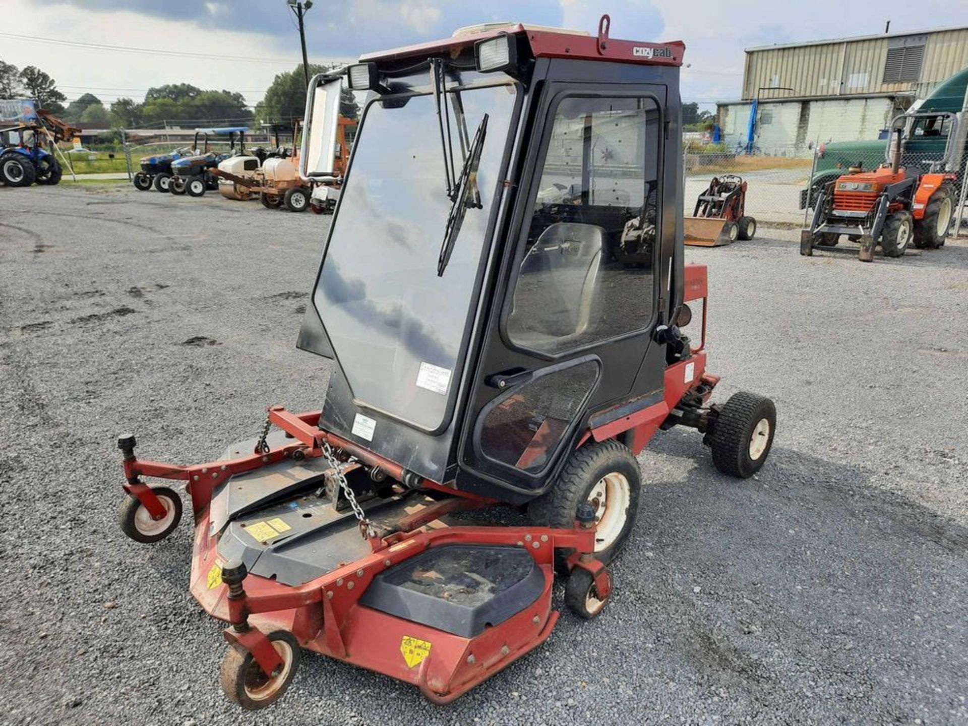 TORO 4X4 GROUNDMASTER MOWER SWEEPER