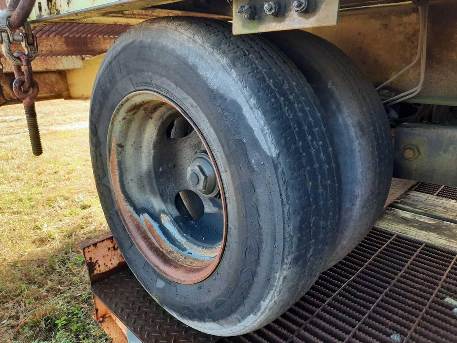 1995 CROSLEY T/A EQUIPMENT TRAILER (CSX Unit# ET9512) - Image 6 of 8