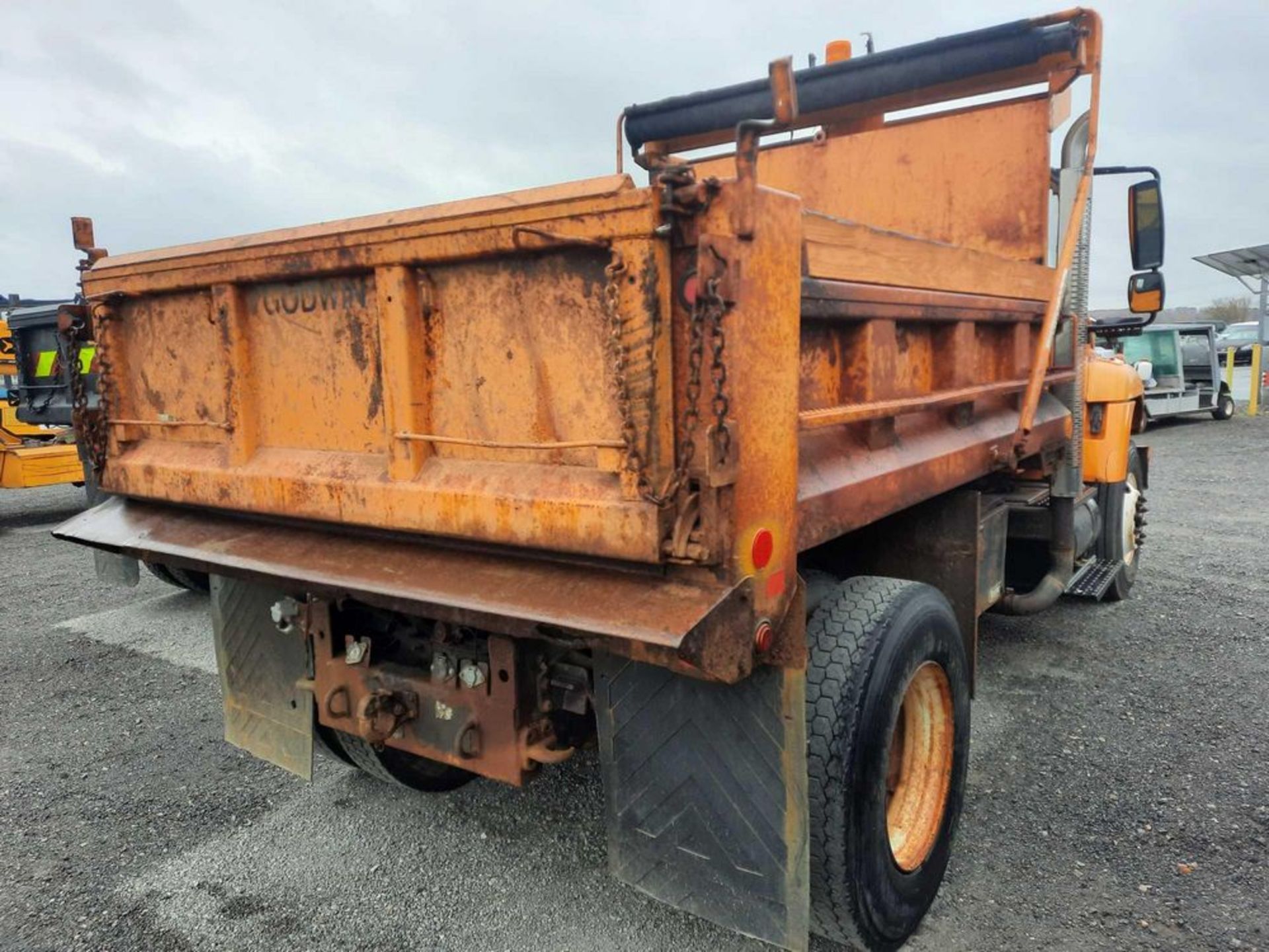 2008 INTERNATIONAL WORKSTAR 7300 10' S/A DUMP TRUCK (HC UNIT: HC-2102-009) - Image 3 of 22