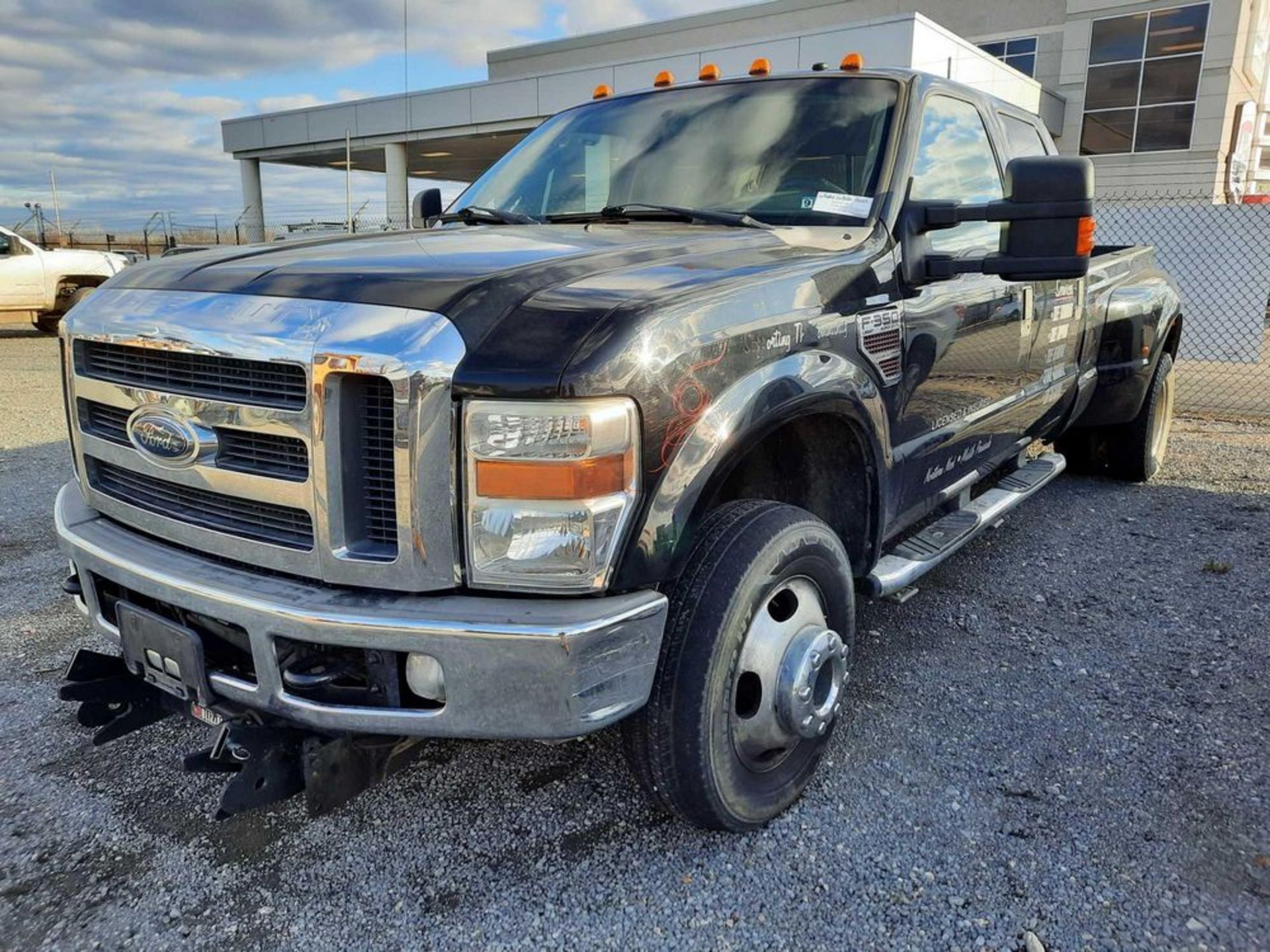 2008 FORD F350 CREW CAB DUALLY PICK UP TRUCK