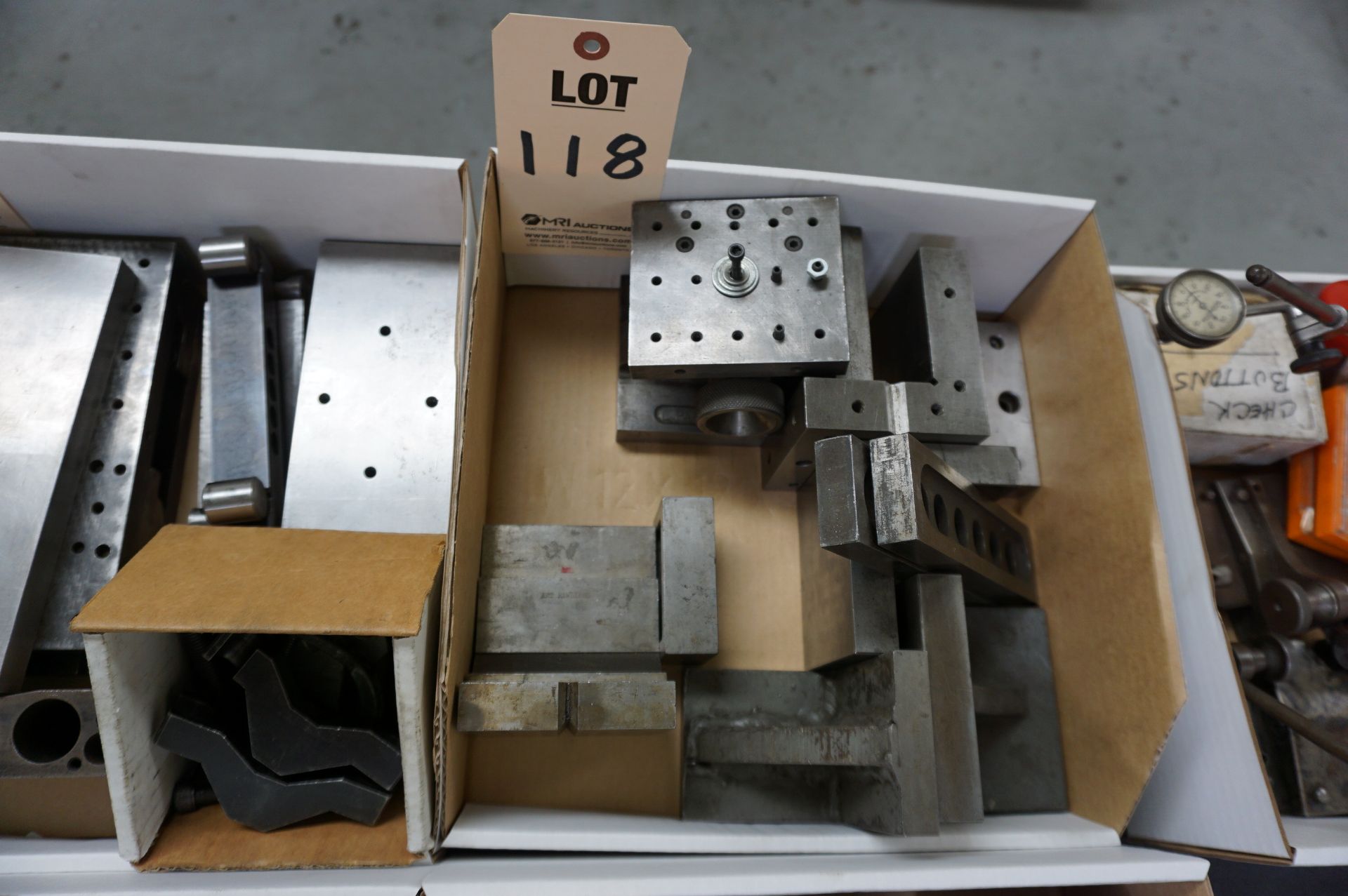 LOT OT INCLUDE: SINE PLATE AND COMBO ANGLE PLATE - Image 2 of 2