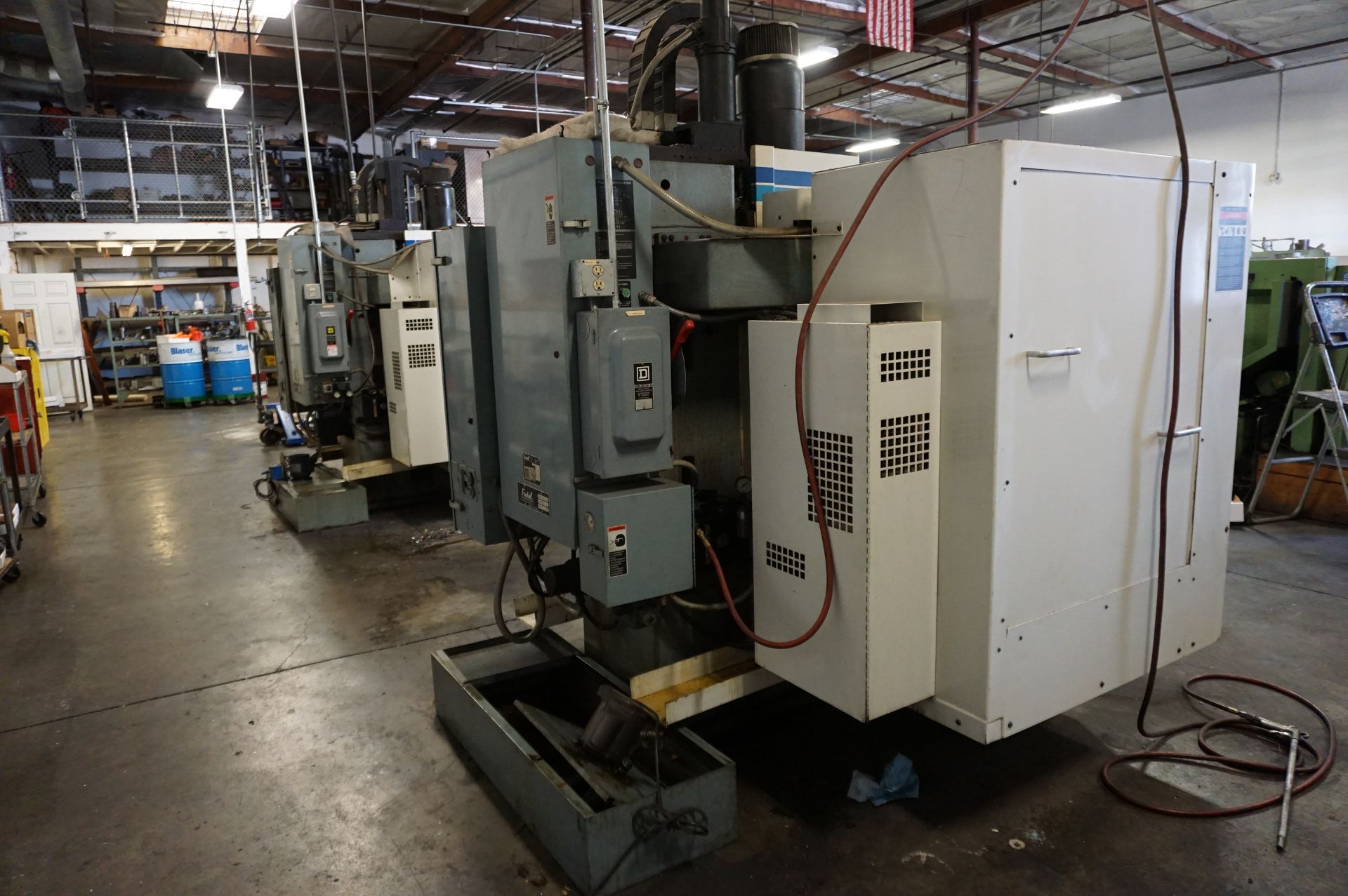 1995 FADAL VERTICAL MACHINING CENTER 3016 HT, S/N 9501703, 3 AXIS, WITH MANUALS - Image 10 of 12